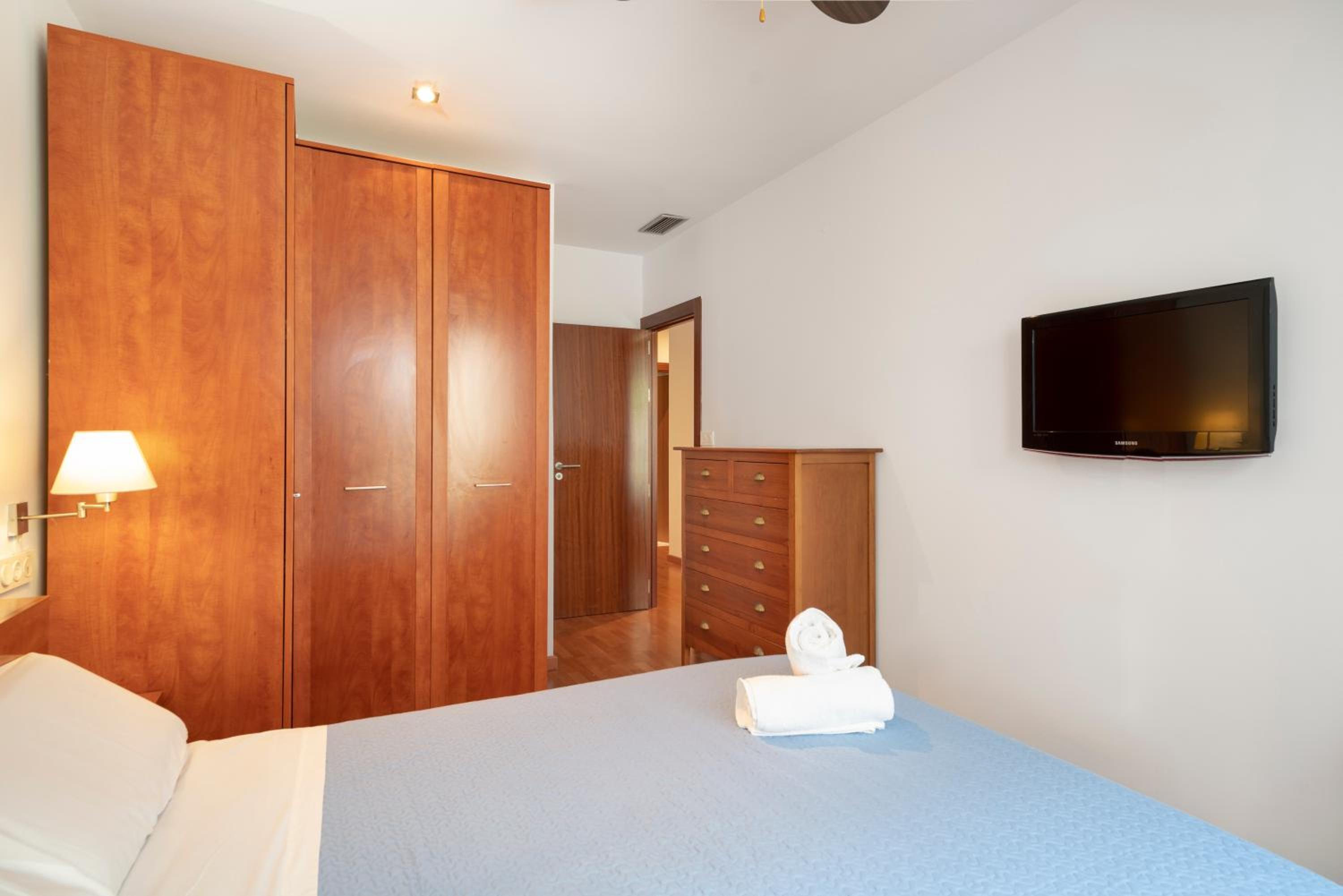 Suite with Terrace - Photo 13