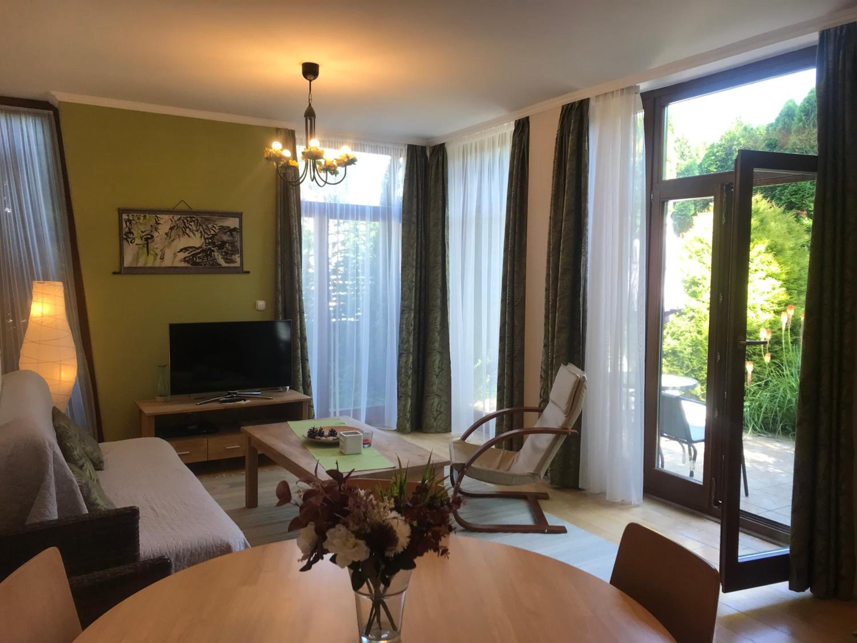 One-Bedroom Apartment (2 Adults) - Photo 1