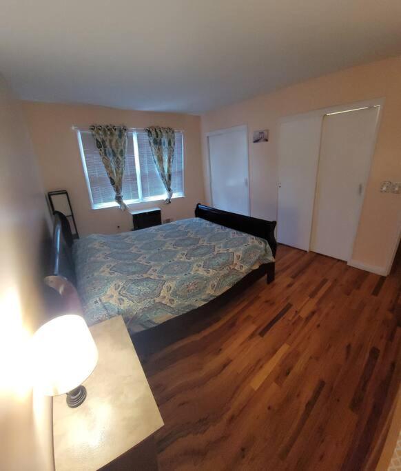 Two-Bedroom Apartment photo 2