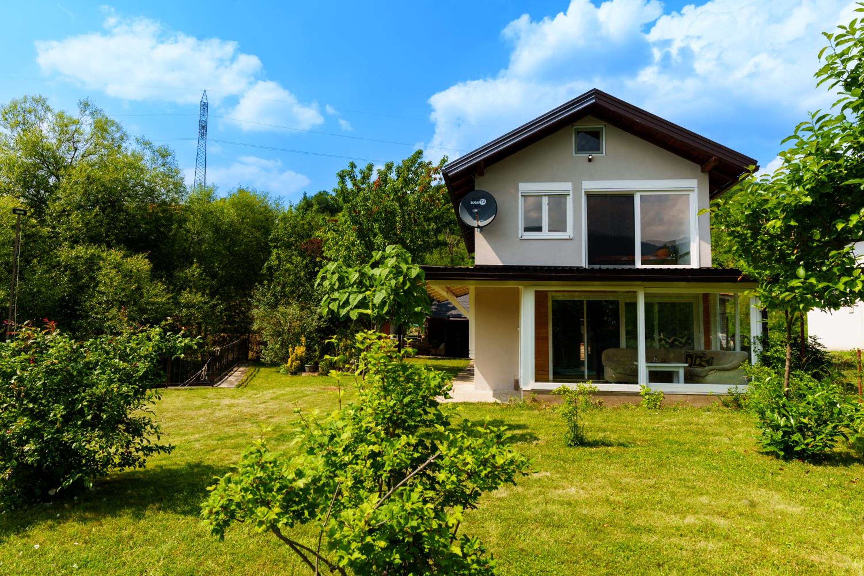 Three-Bedroom Villa photo 2