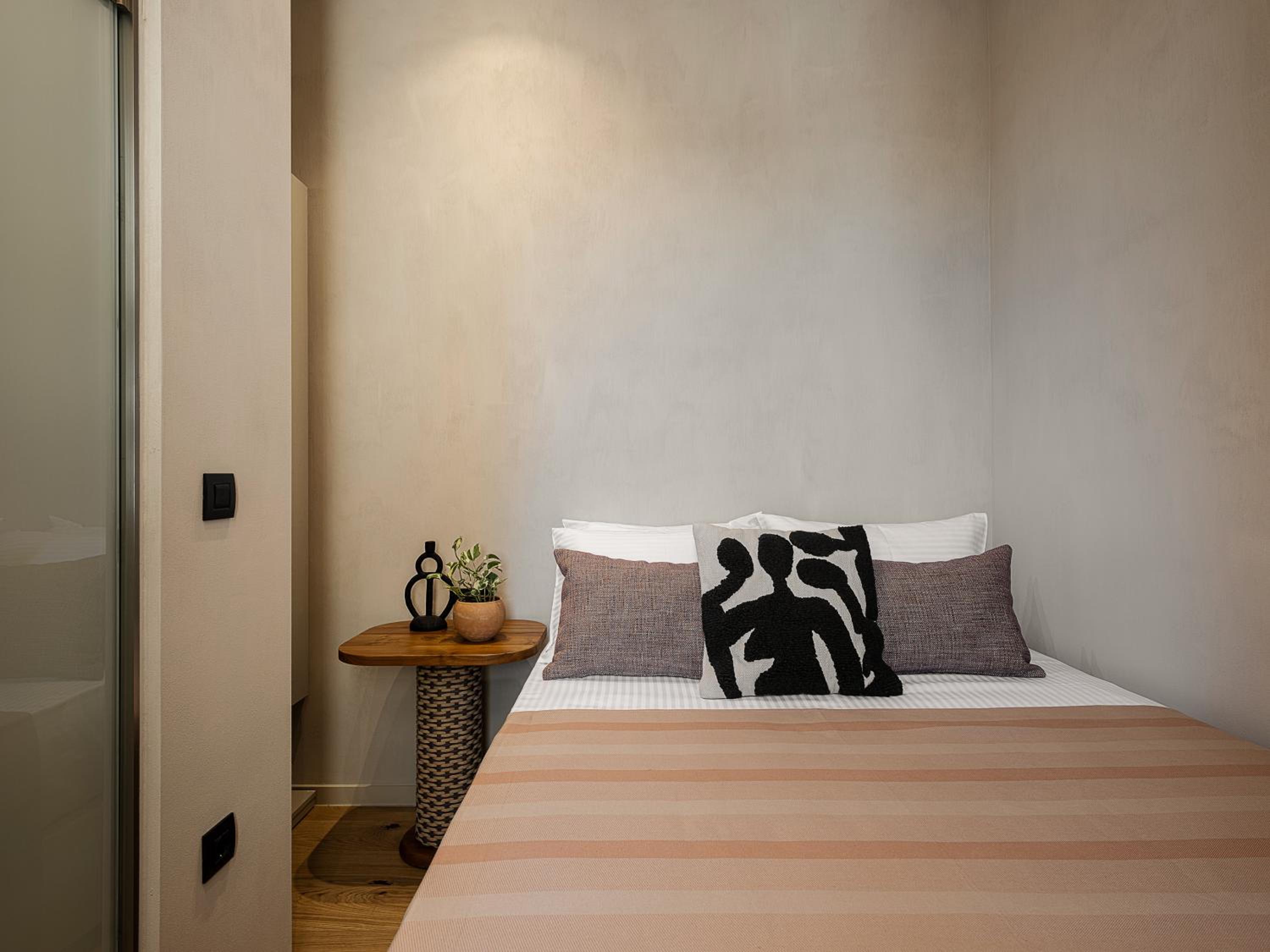 Economy Single Room