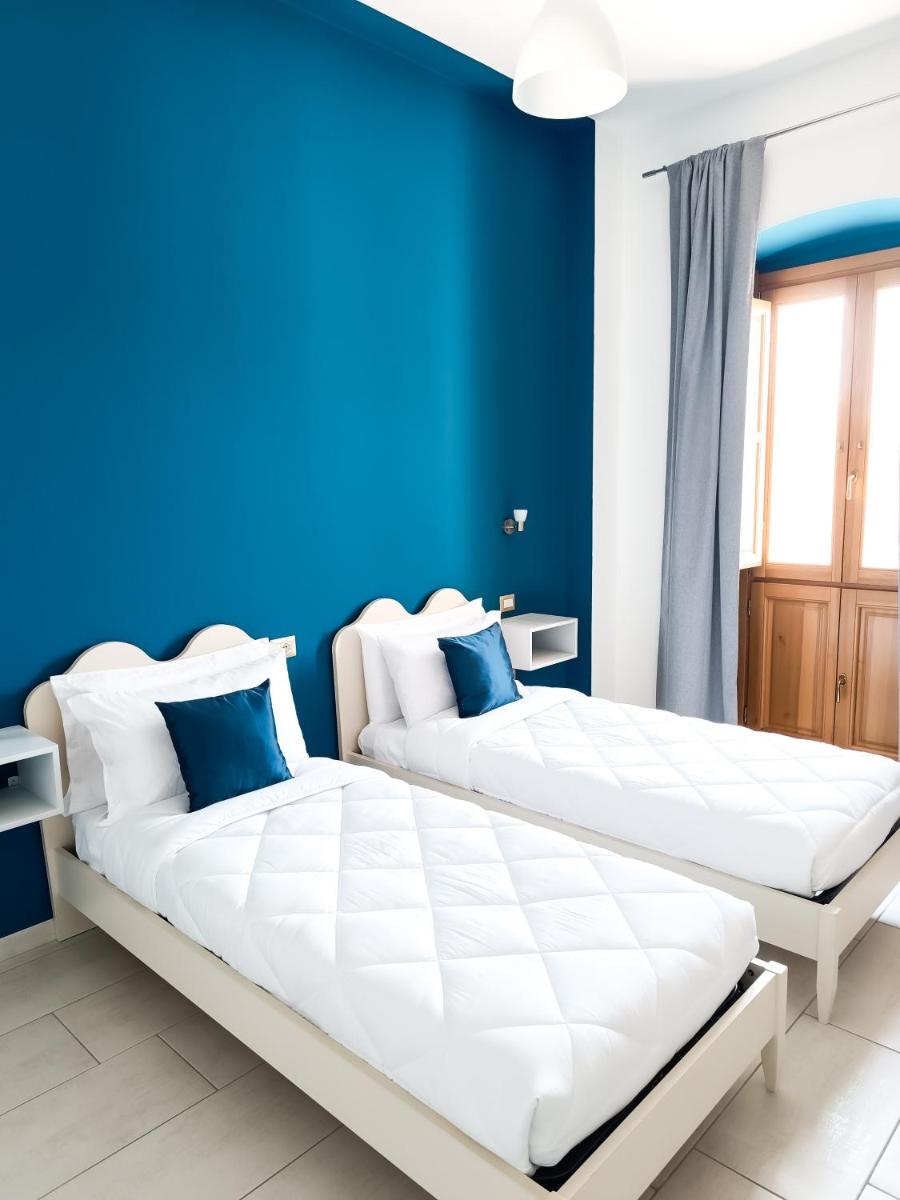 Twin Room with Private Bathroom