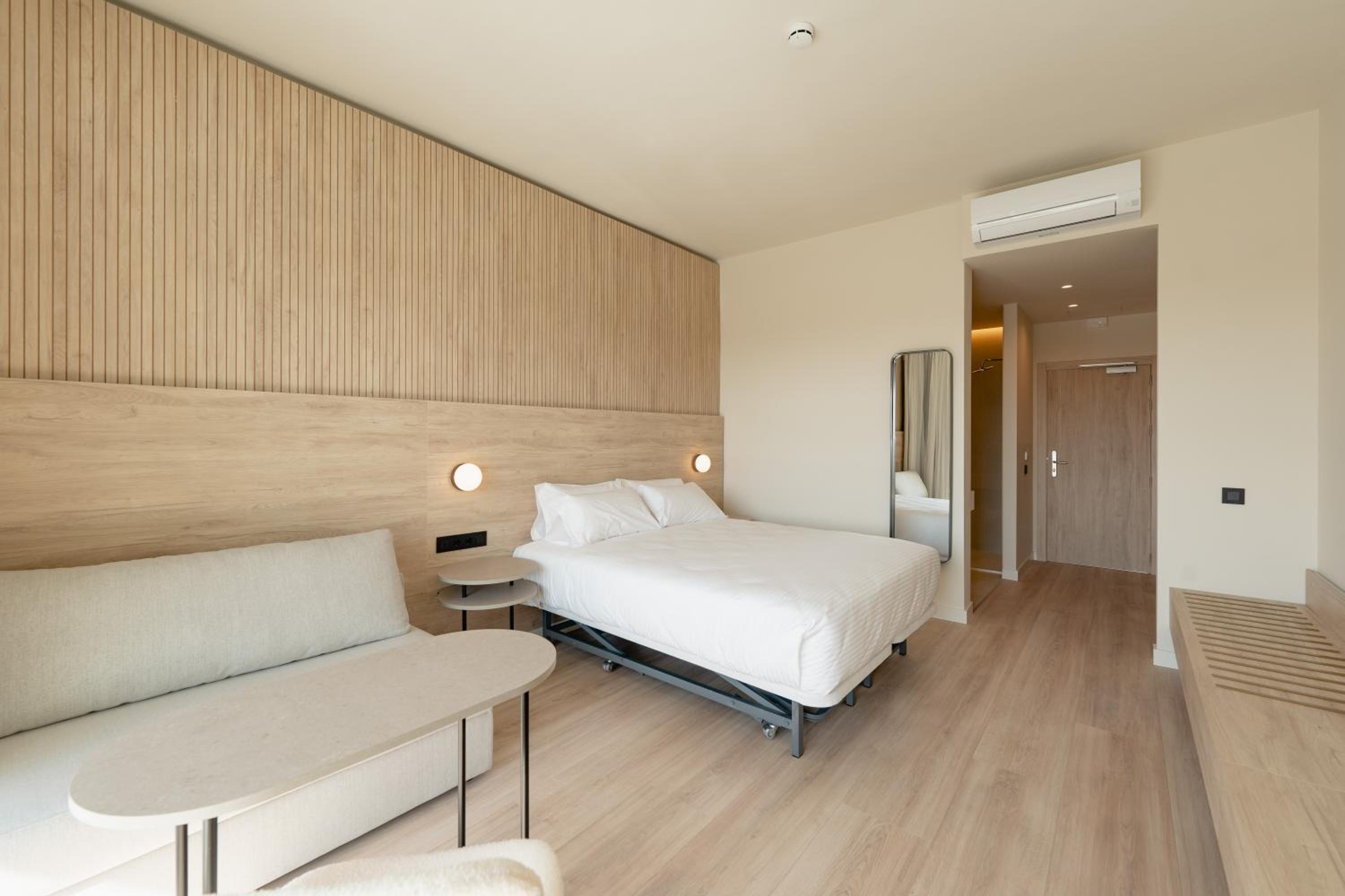 Supreme Room (2 Adults) - Photo 8