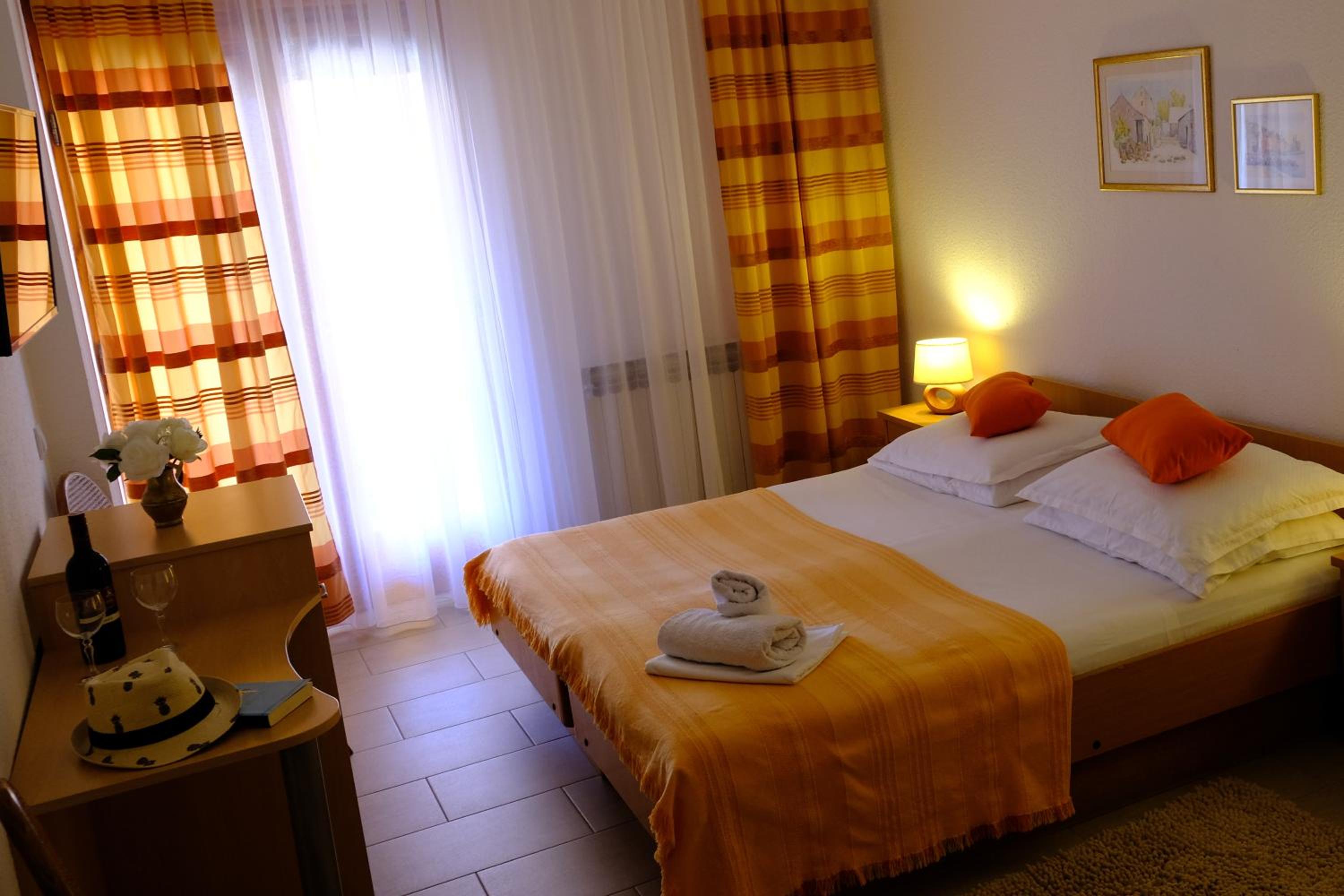 Double or Twin Room with Sea View