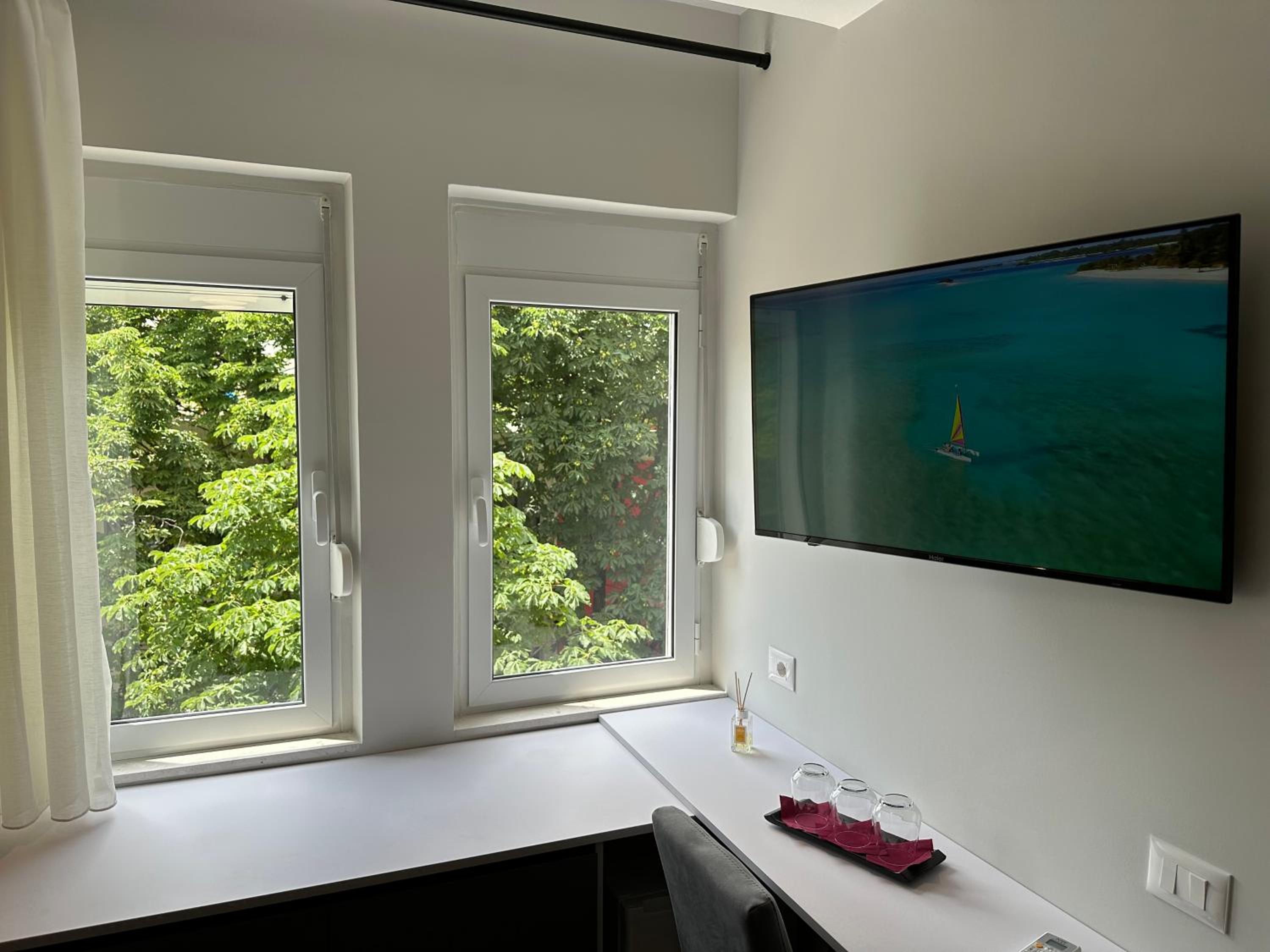Deluxe Triple Room photo 2
