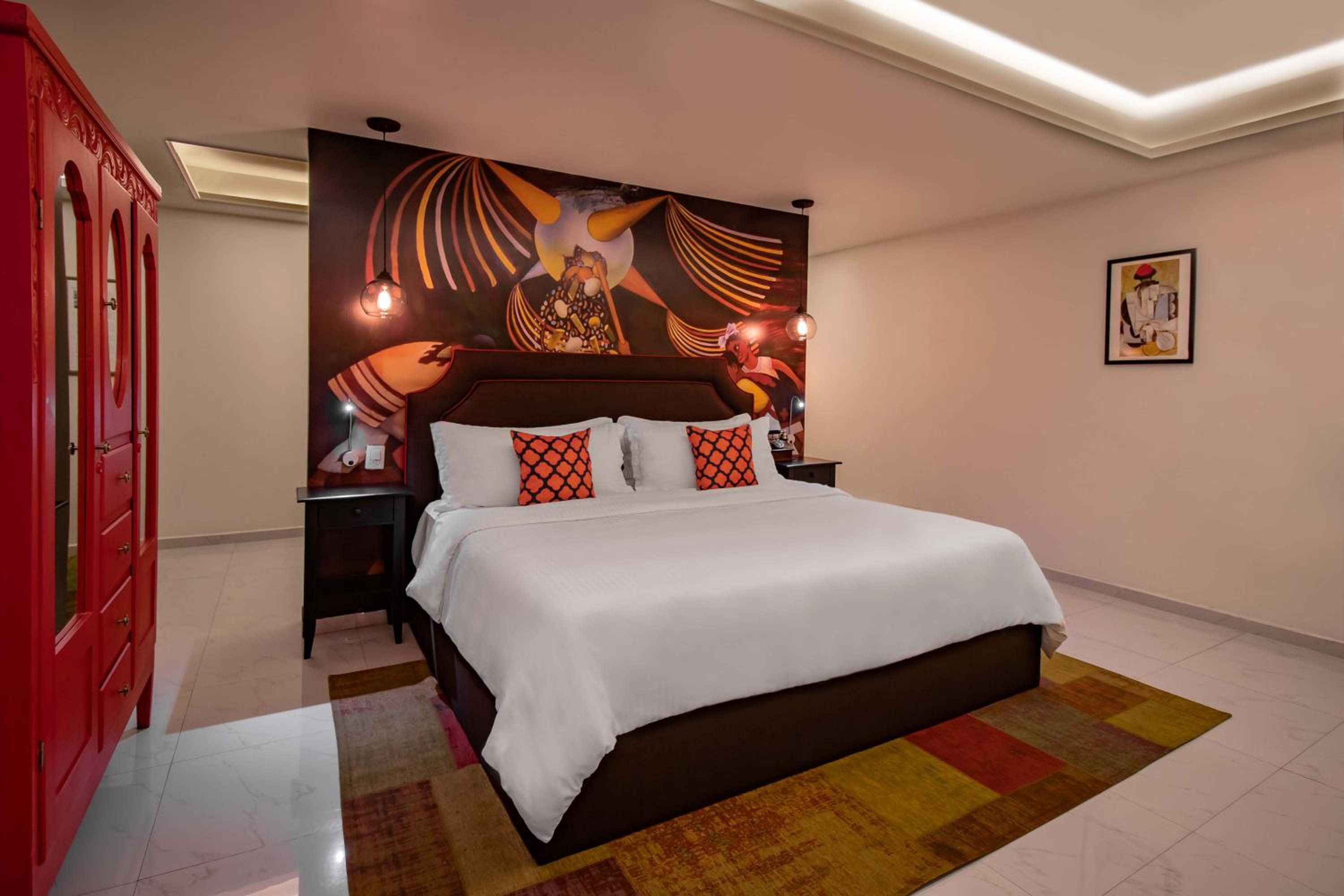 Master Suite, 1 King photo 1