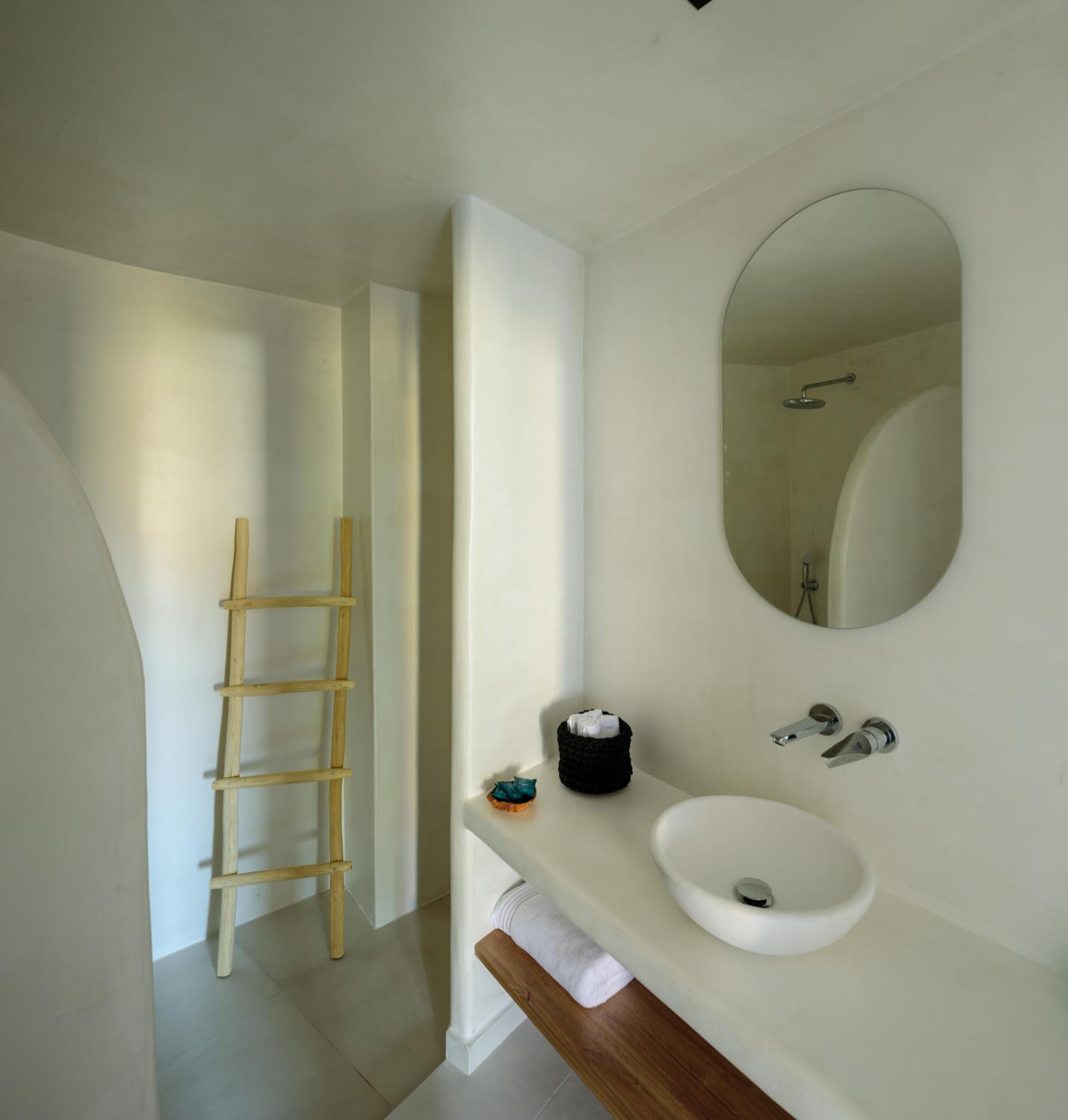 Red Soil  Sea View Suite photo 2
