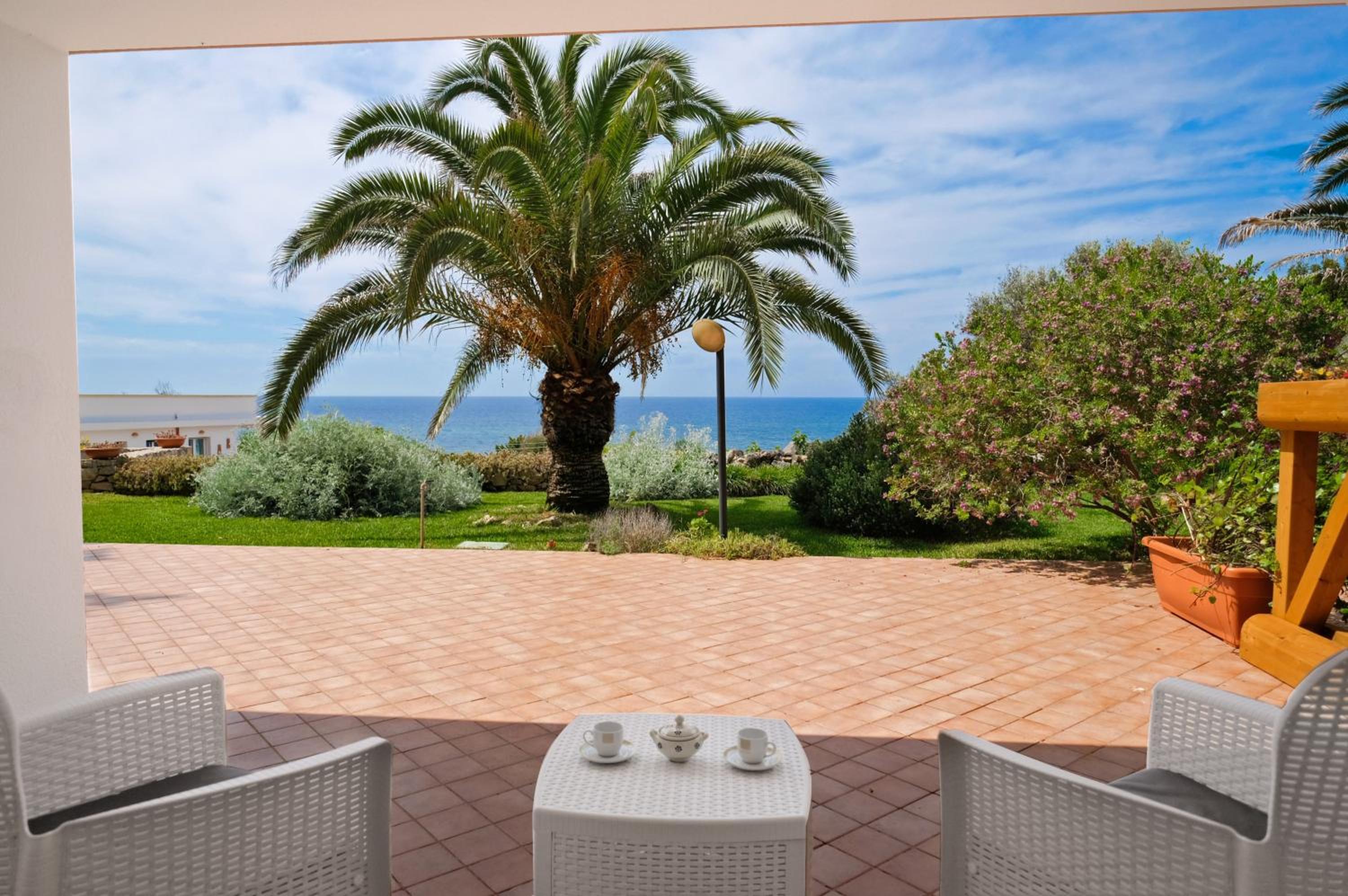 Villa with Sea View photo 3