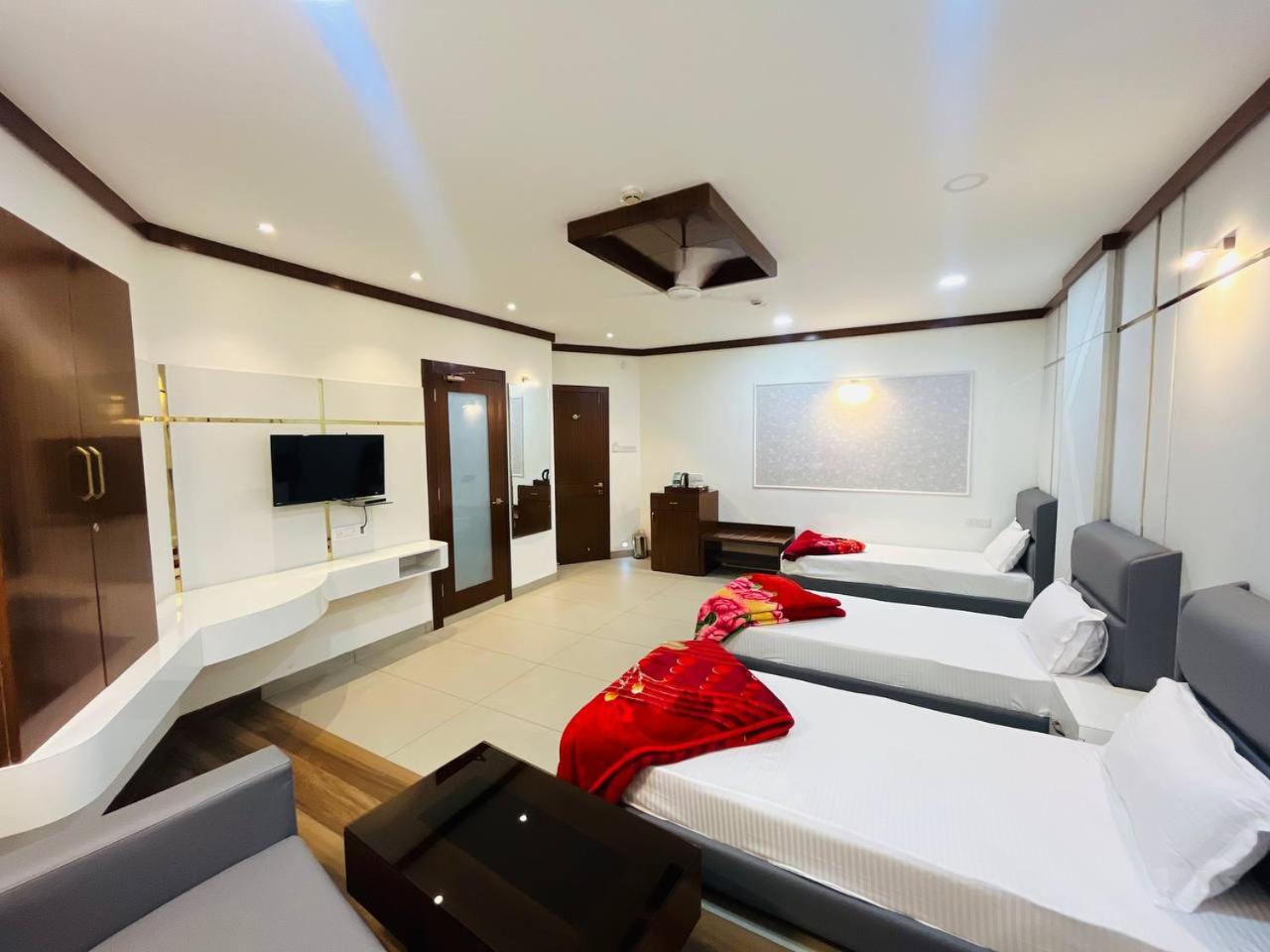 Executive Triple Room - Photo 8