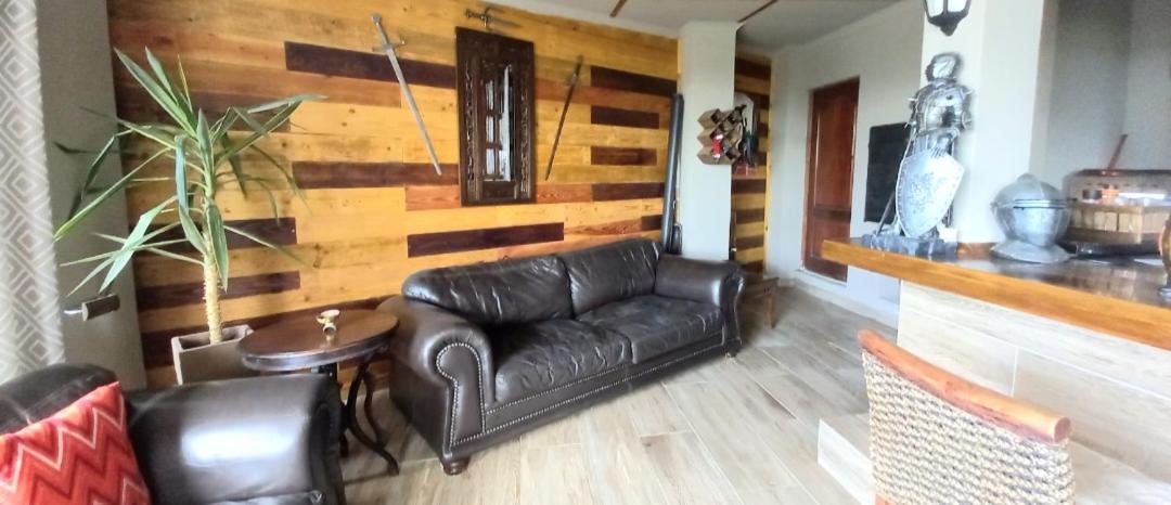 Double Room with Patio - Photo 4