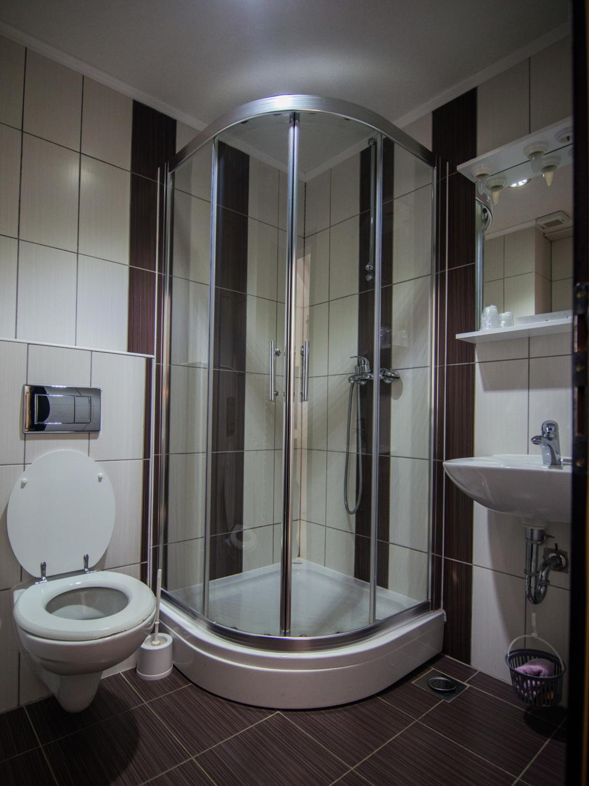 Double or Twin Room photo 3