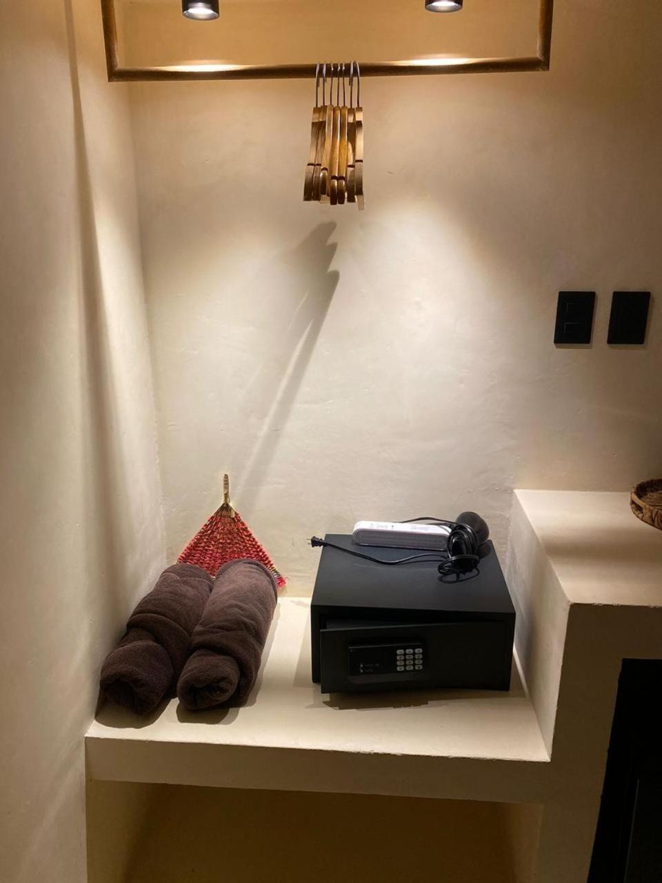Queen Suite photo 2
