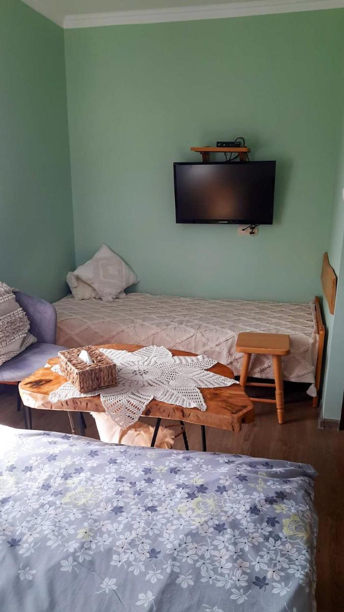 Double Room with Private Bathroom photo 3