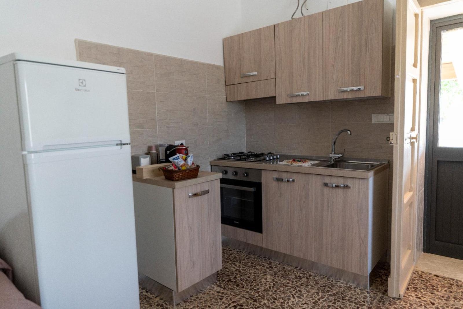 One-Bedroom House photo 3