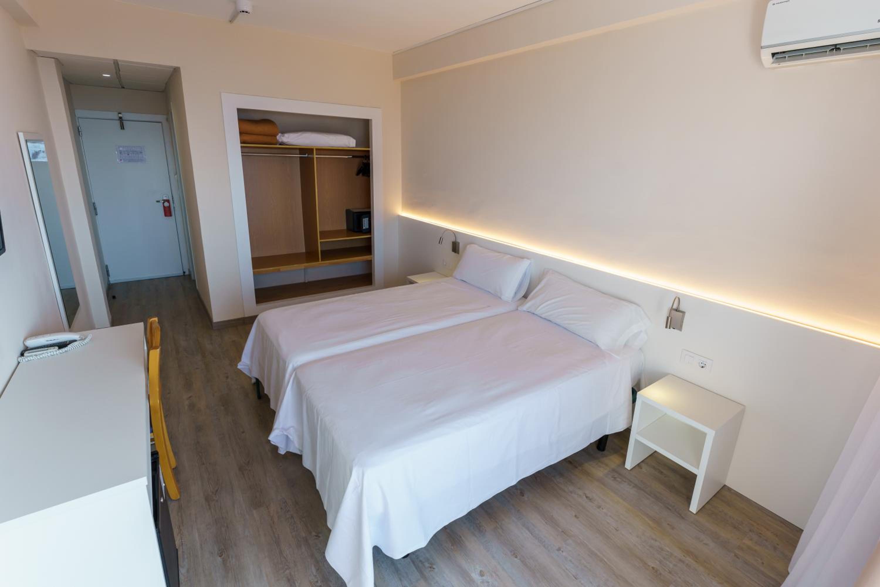 Double Room with single use with Sea View