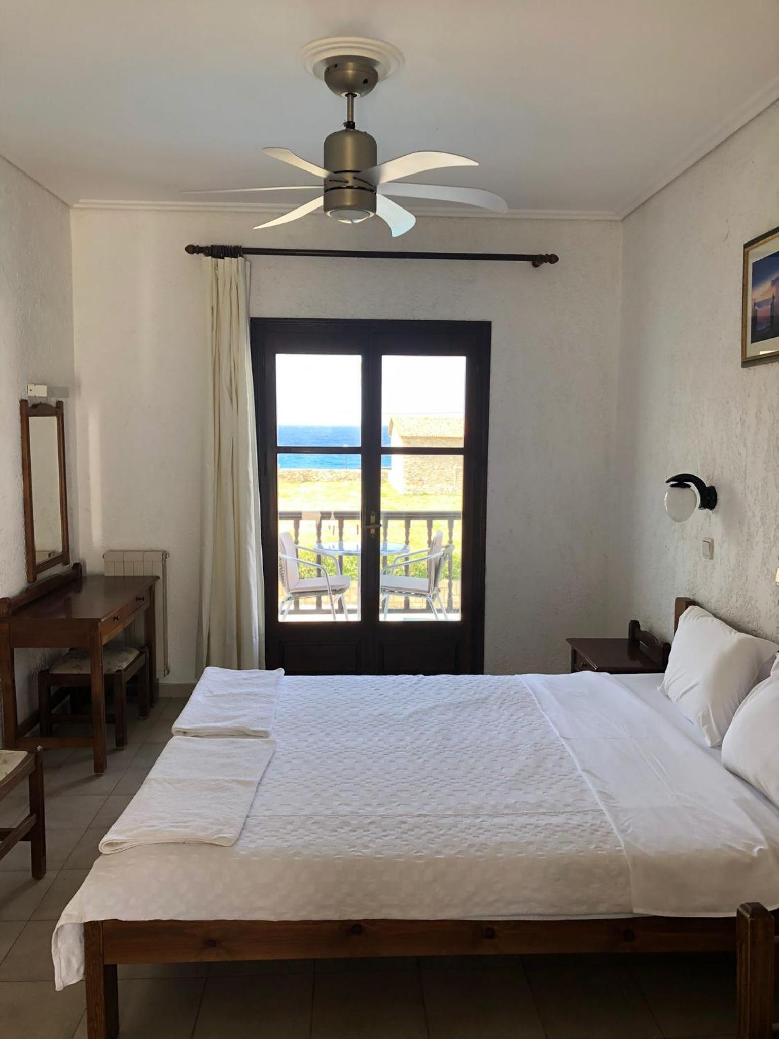 Studio with Sea View photo 1
