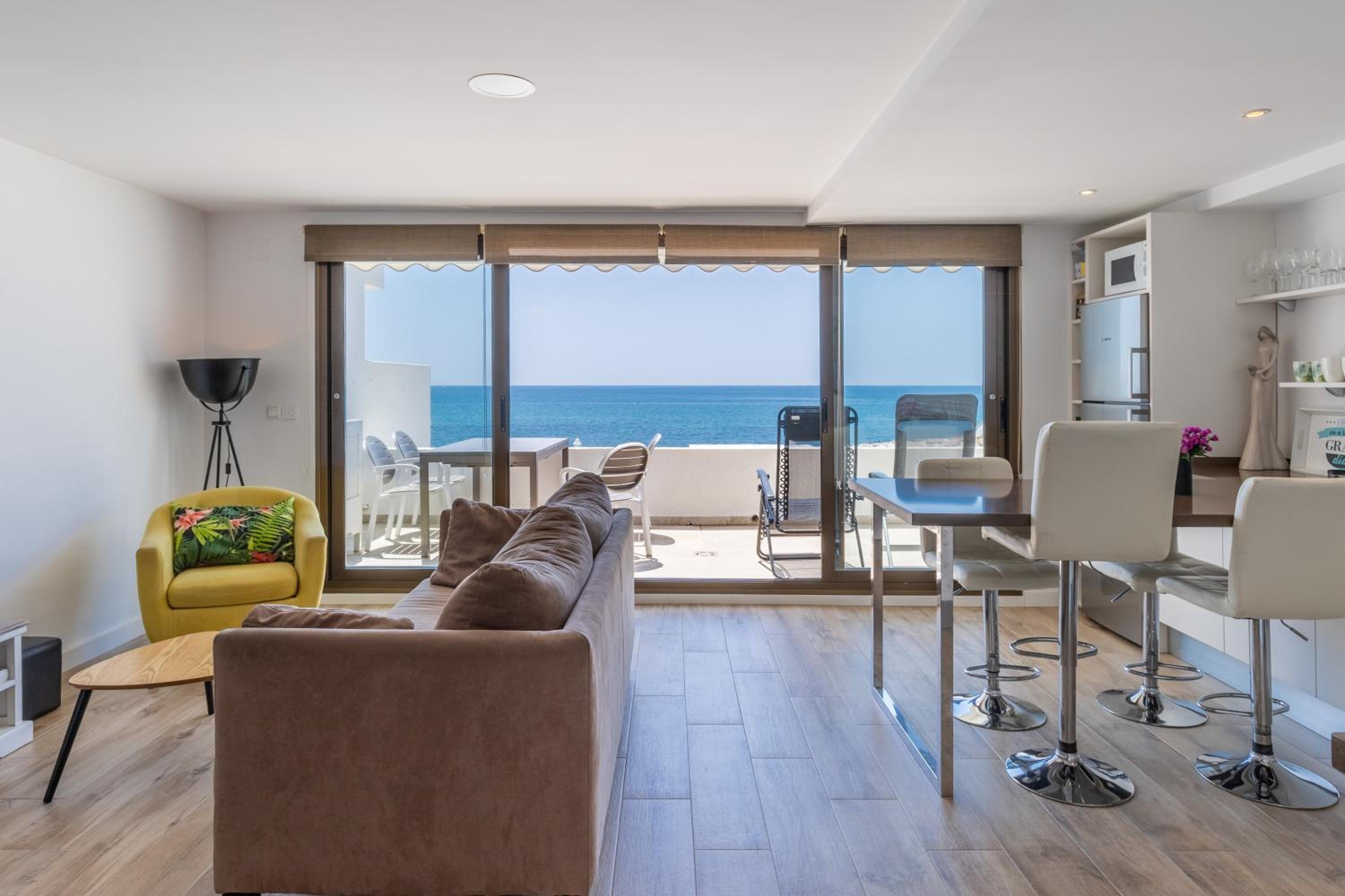Two-Bedroom Deluxe Apartment with Ocean View