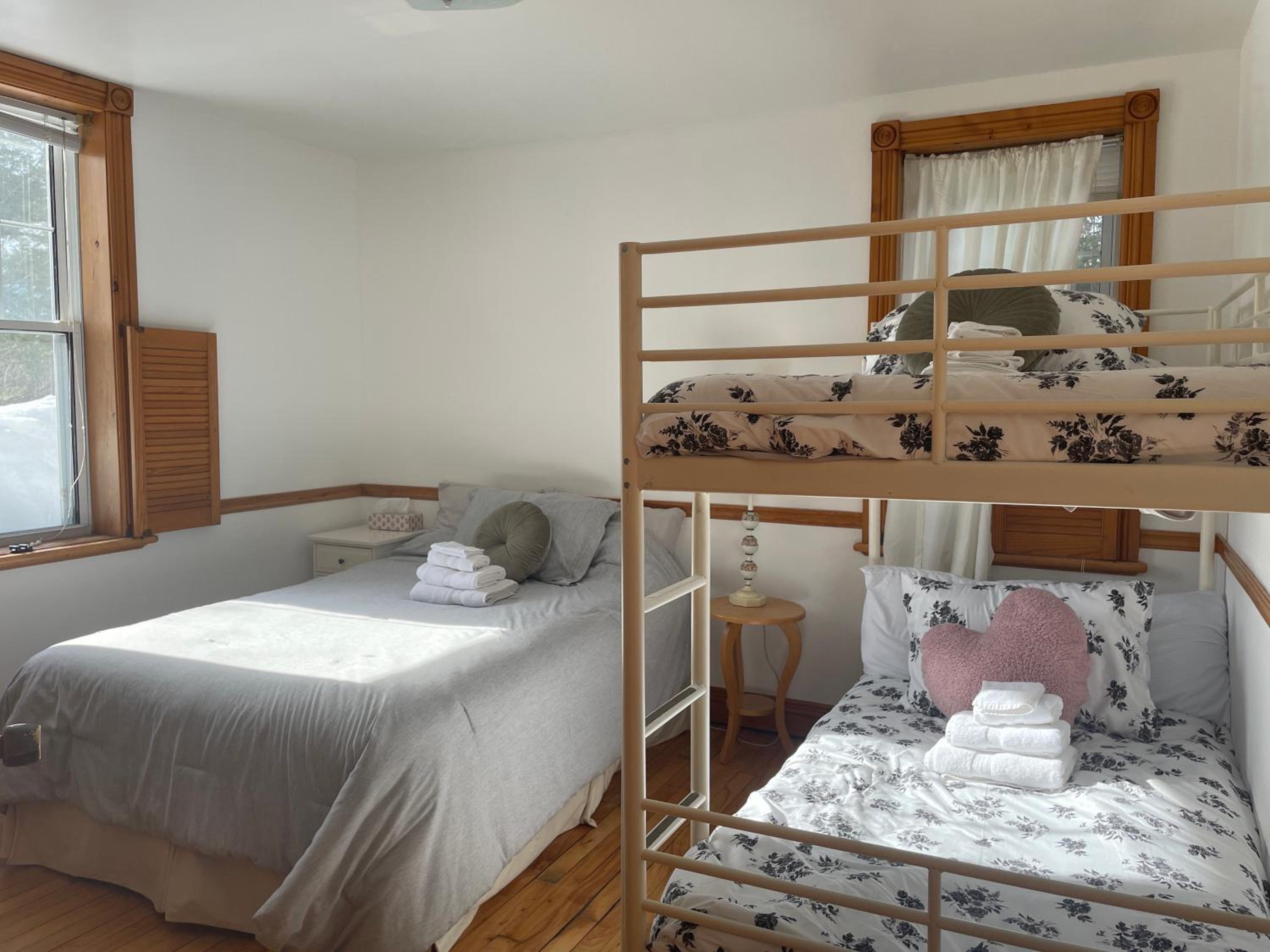 Basic Triple Room photo 2