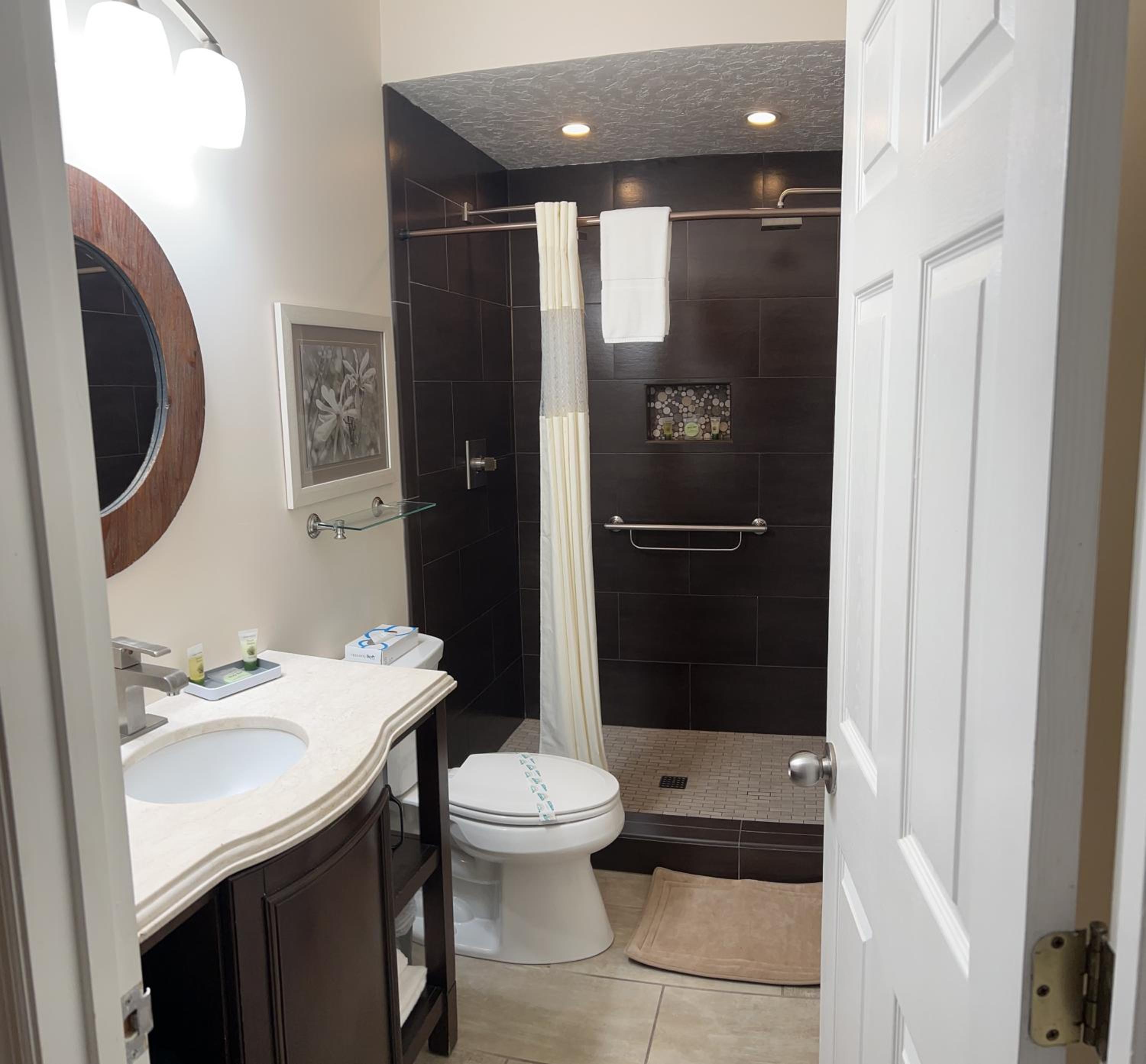 Suite With River View photo 2