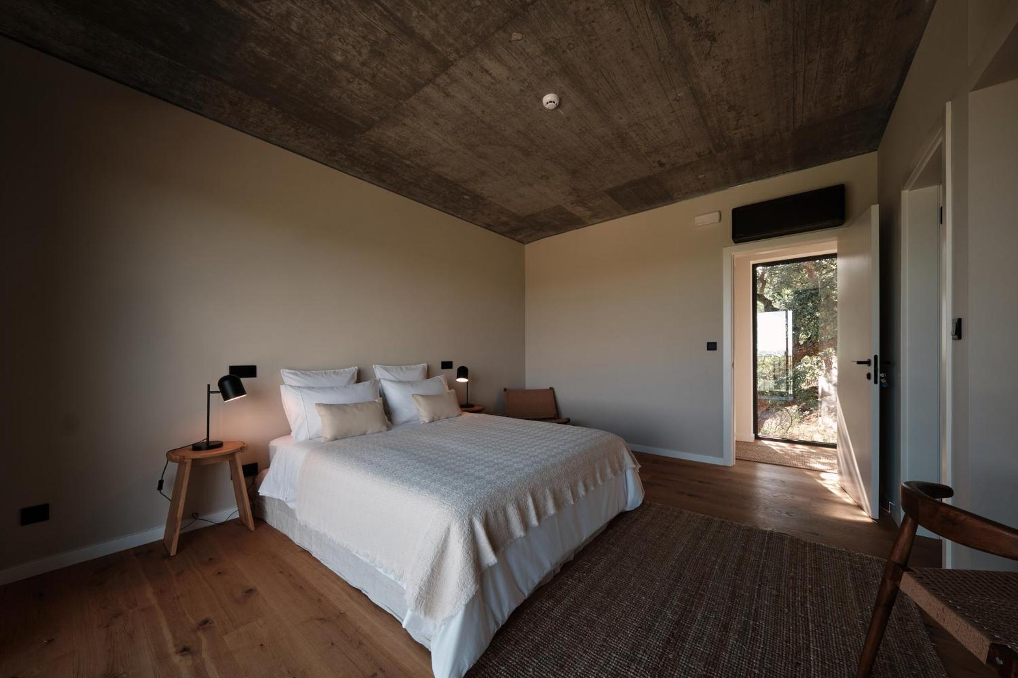 Deluxe Double Room - Photo 2