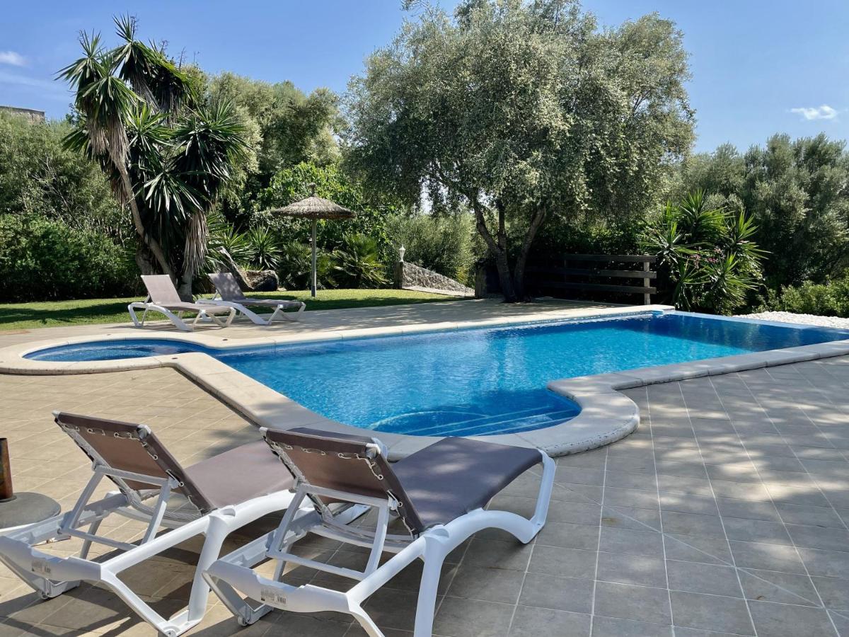Villa with Garden View photo 3