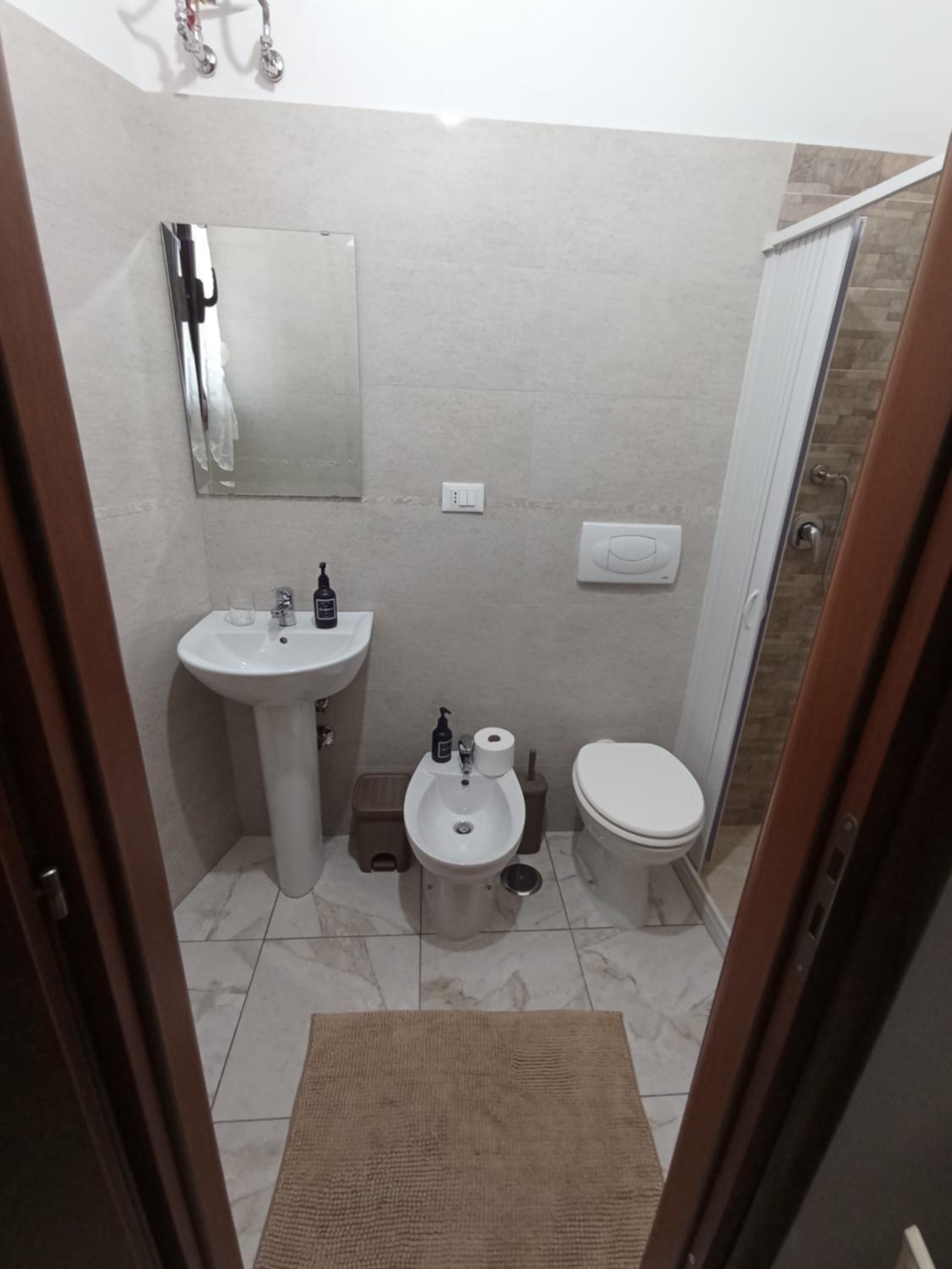 Quadruple Room - Photo 6