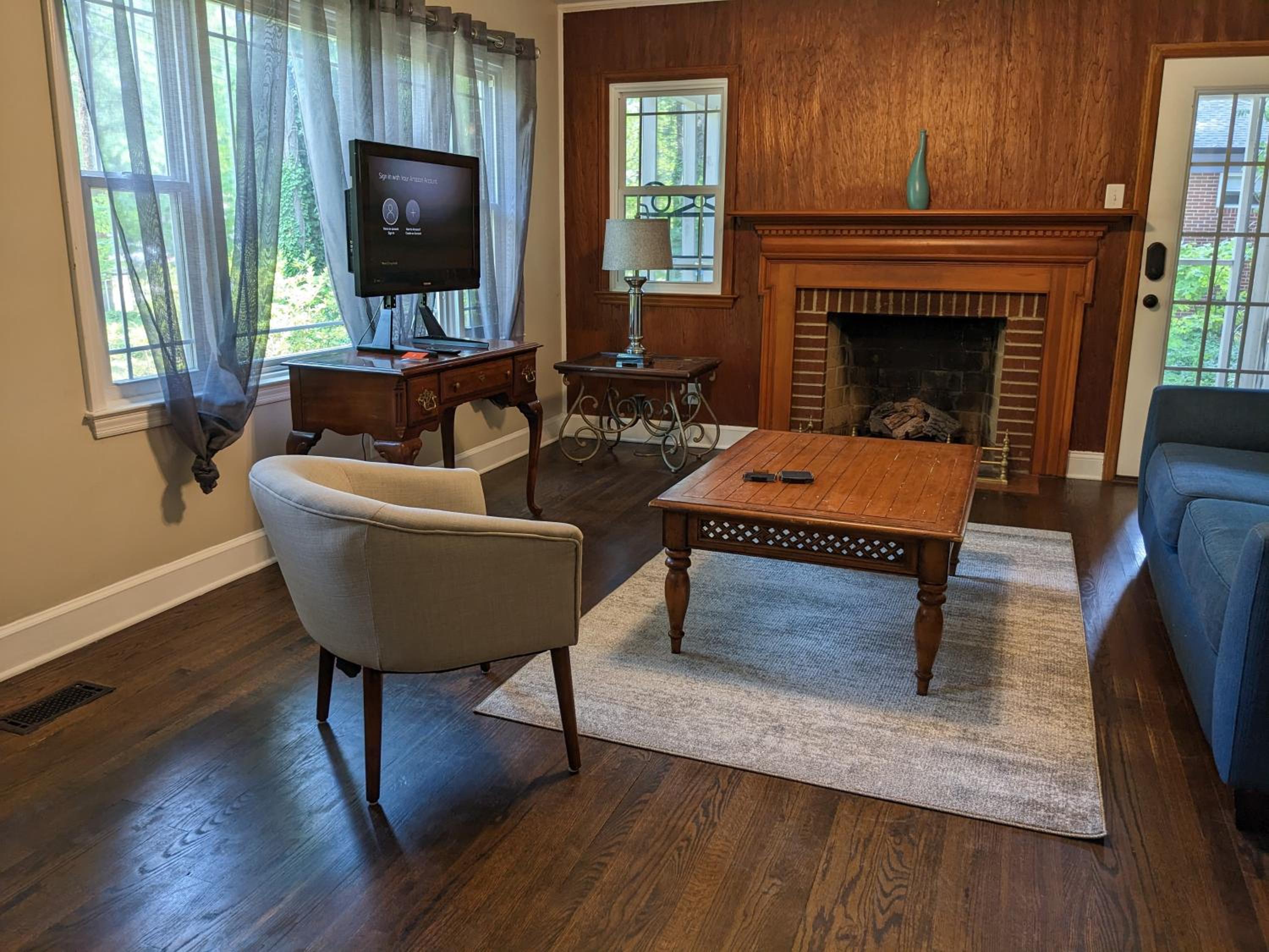 Three-Bedroom House photo 1