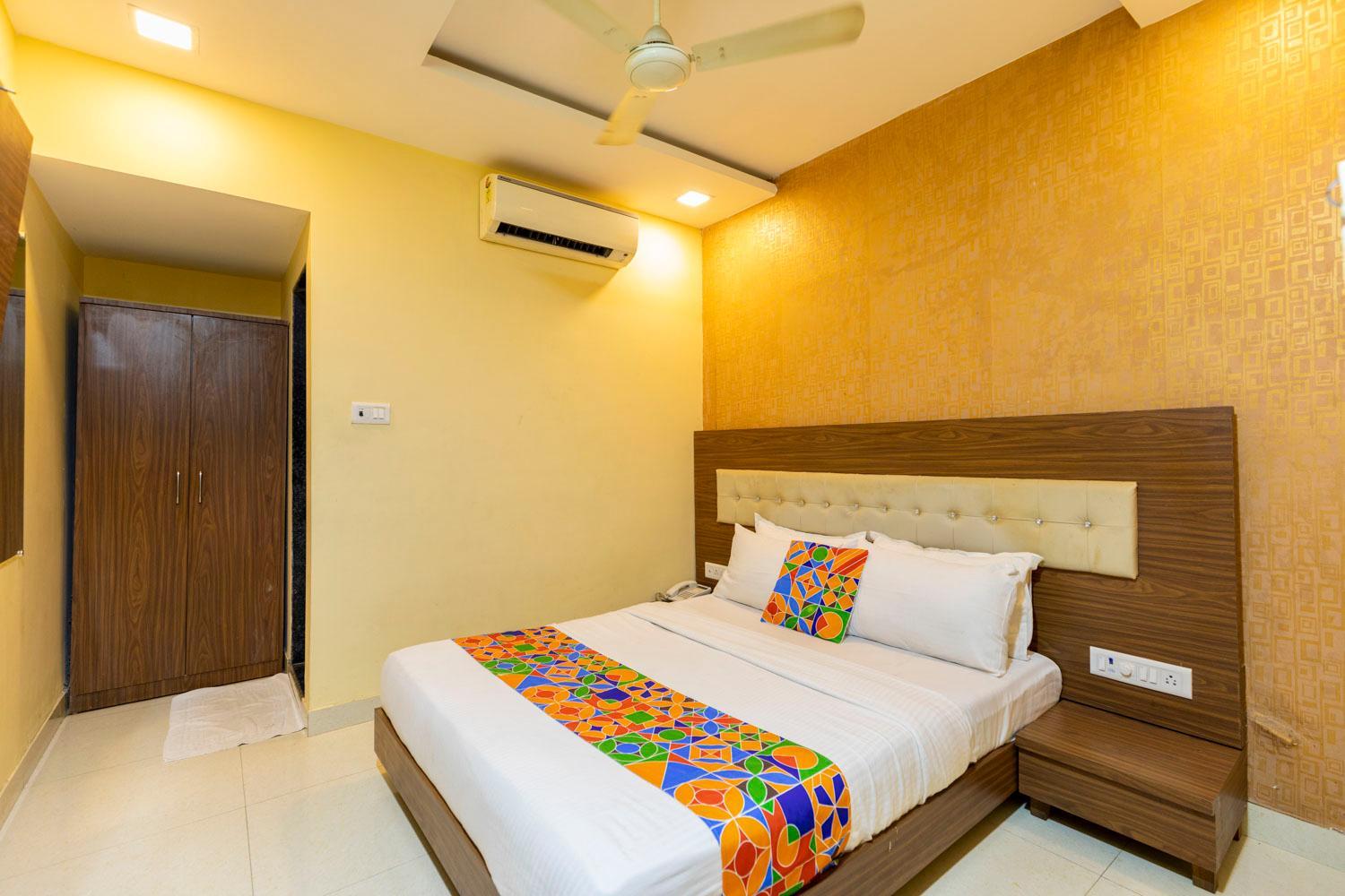 Deluxe Room - Photo 14