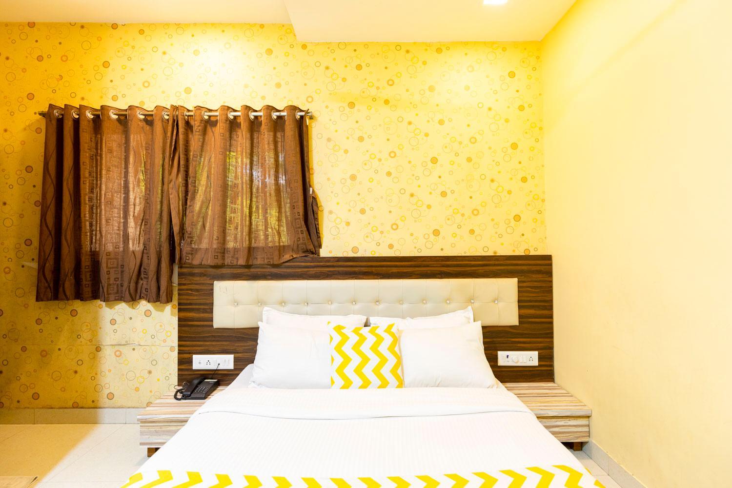 Deluxe Room - Photo 2