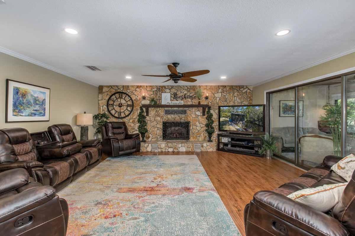 Four-Bedroom Holiday Home photo 1