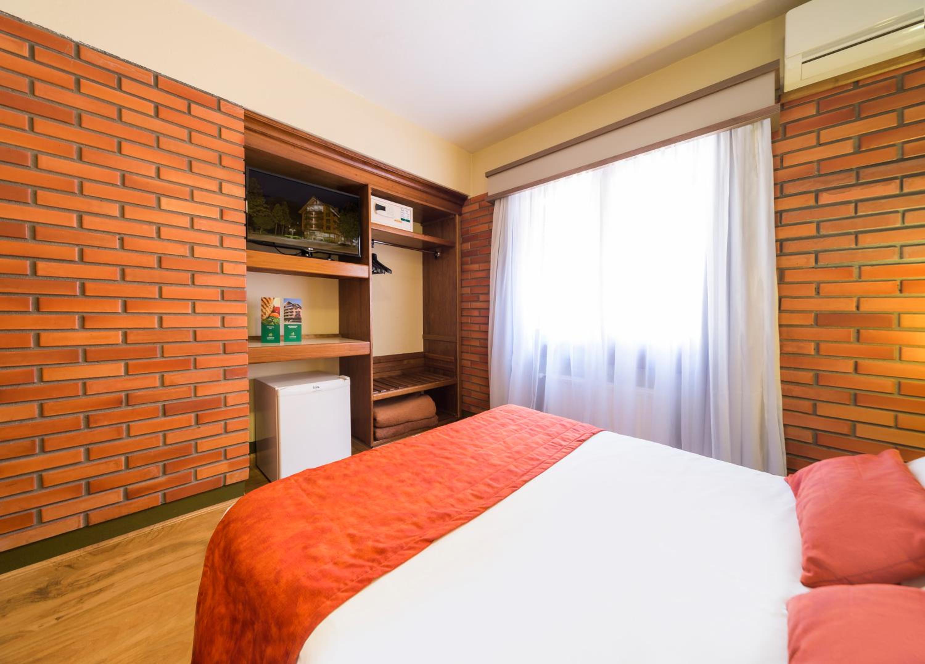 Deluxe Double Room photo 3