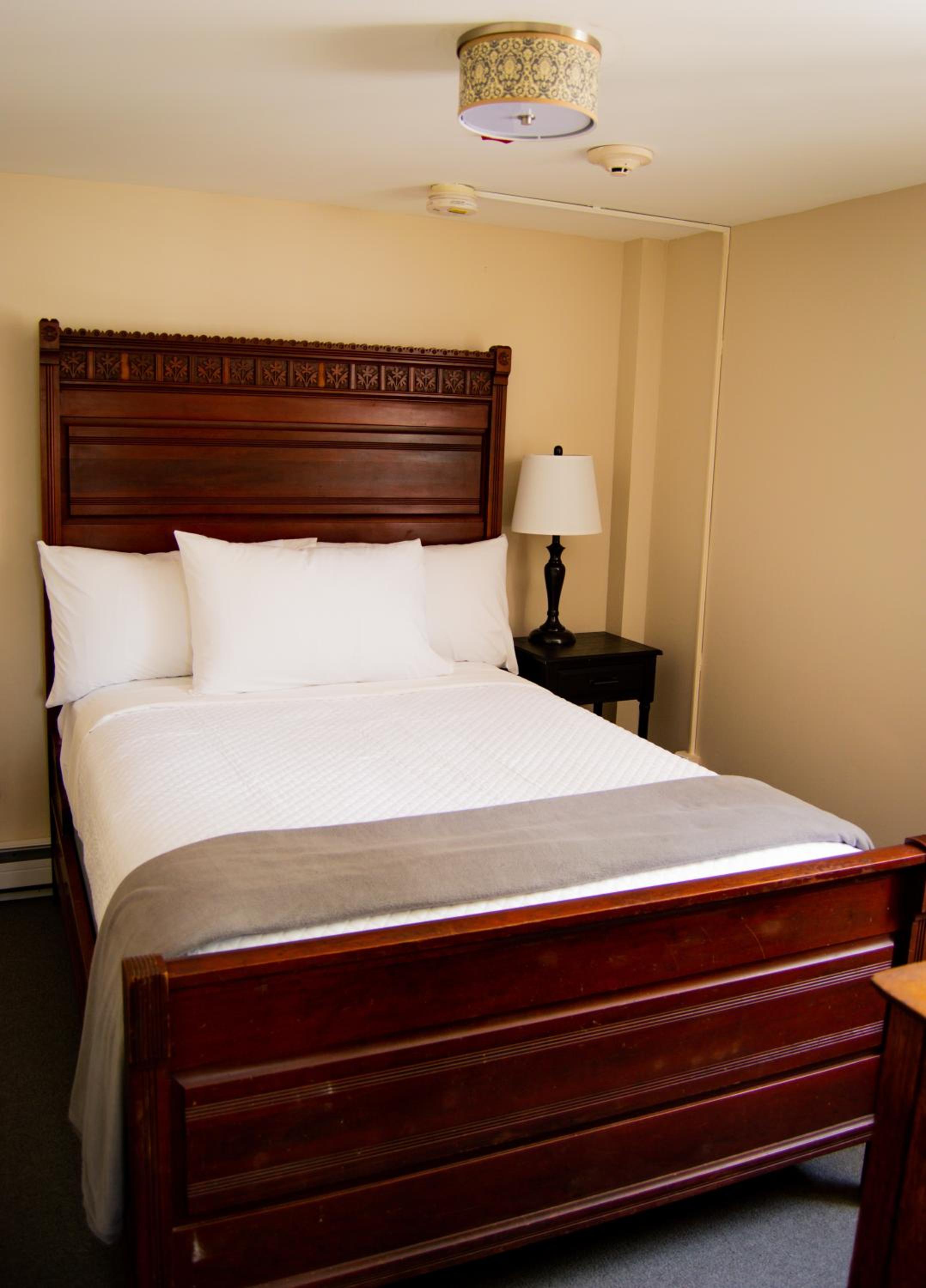 Double Room with Private Bathroom - Photo 1