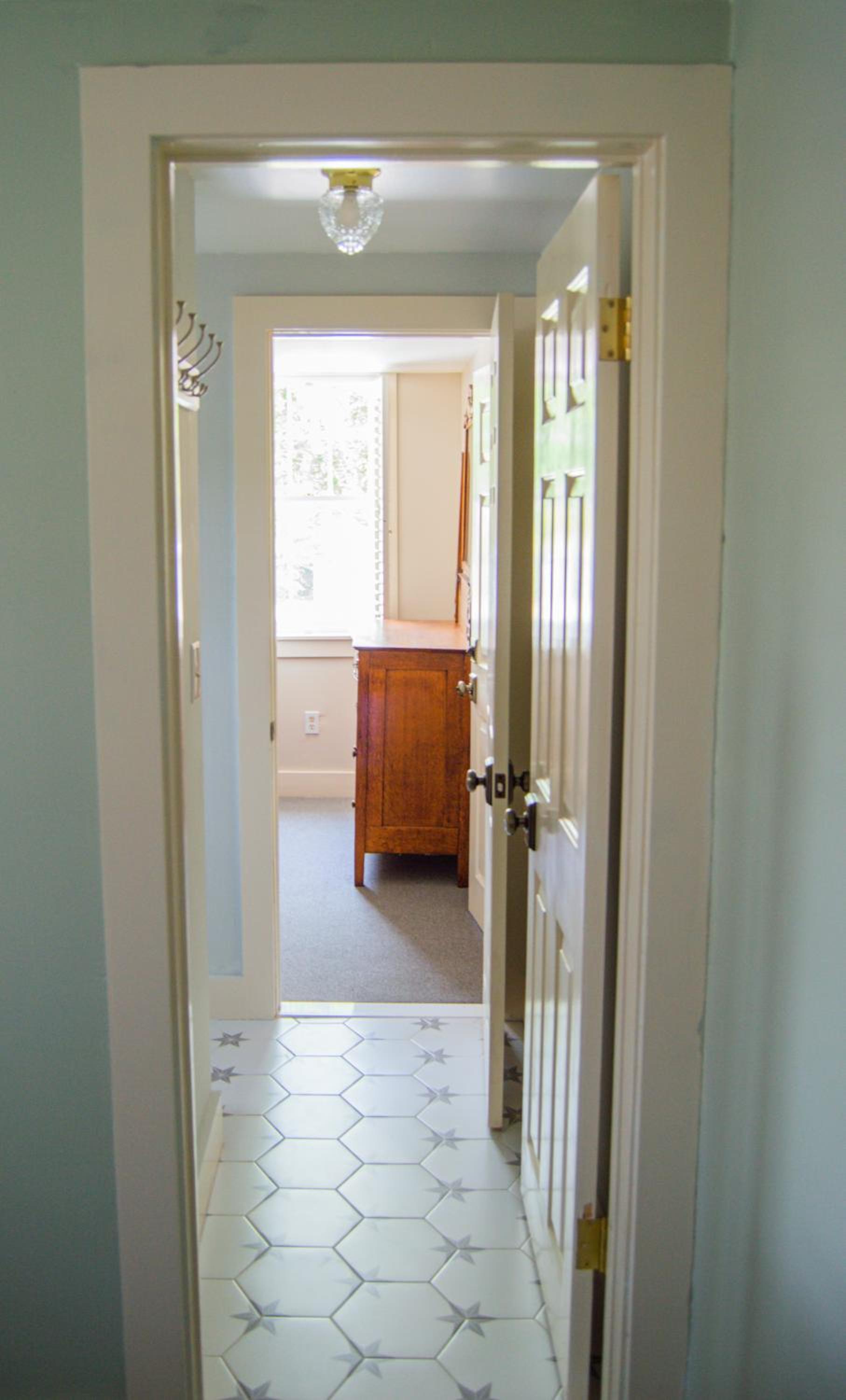 Double Room with Private Bathroom - Photo 4