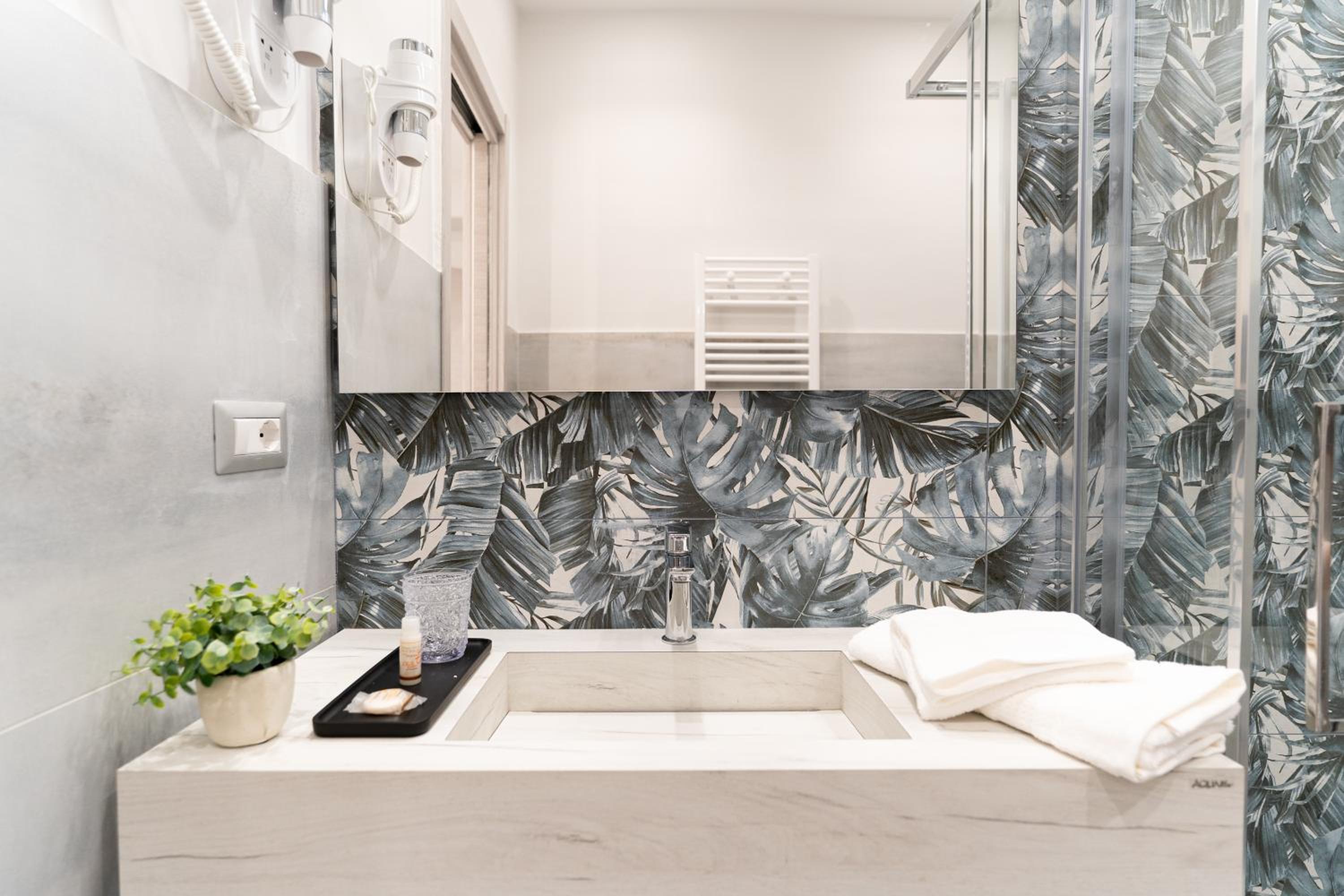 Double Room with Private Bathroom photo 3