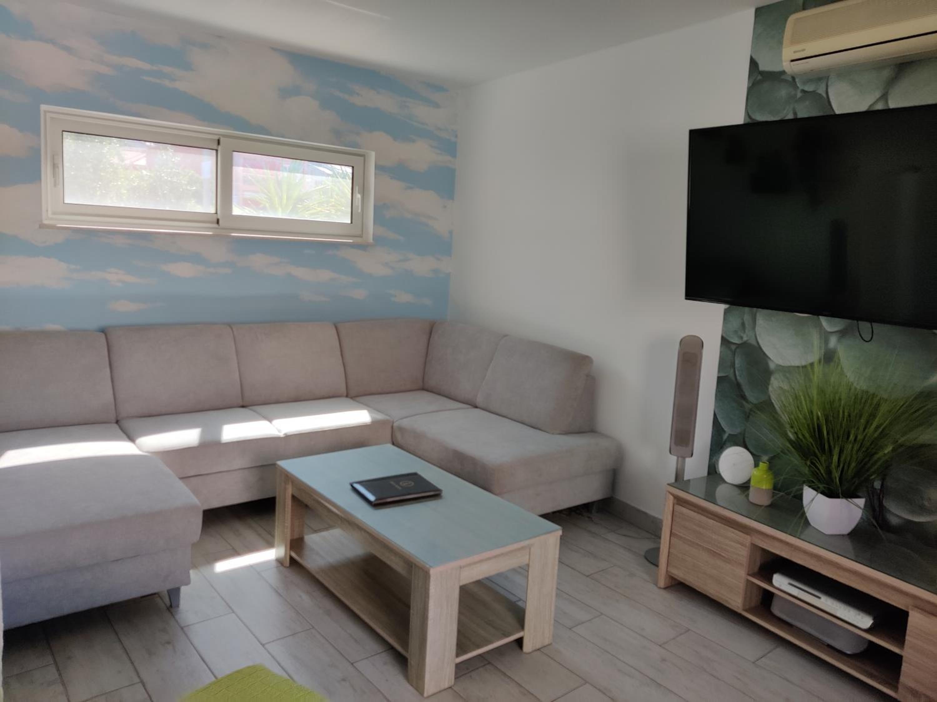 Two-Bedroom Apartment - Photo 9