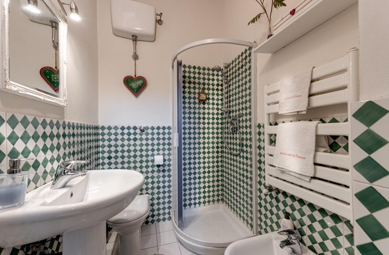 Double Room with Private Bathroom photo 2