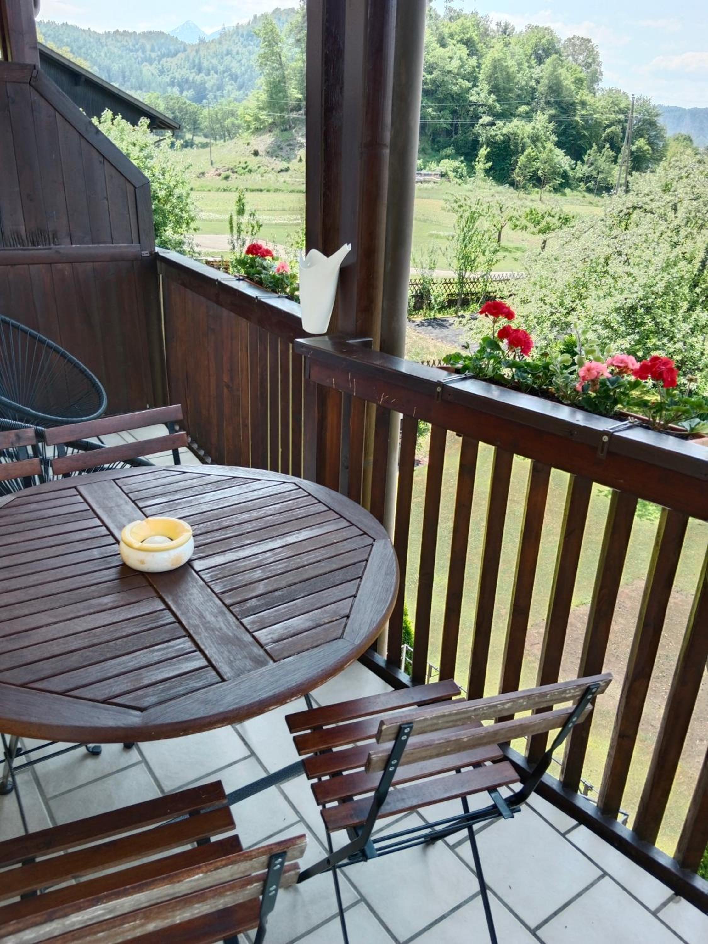 Large Two-Bedroom Apartment with Balcony Nr 4 photo 2