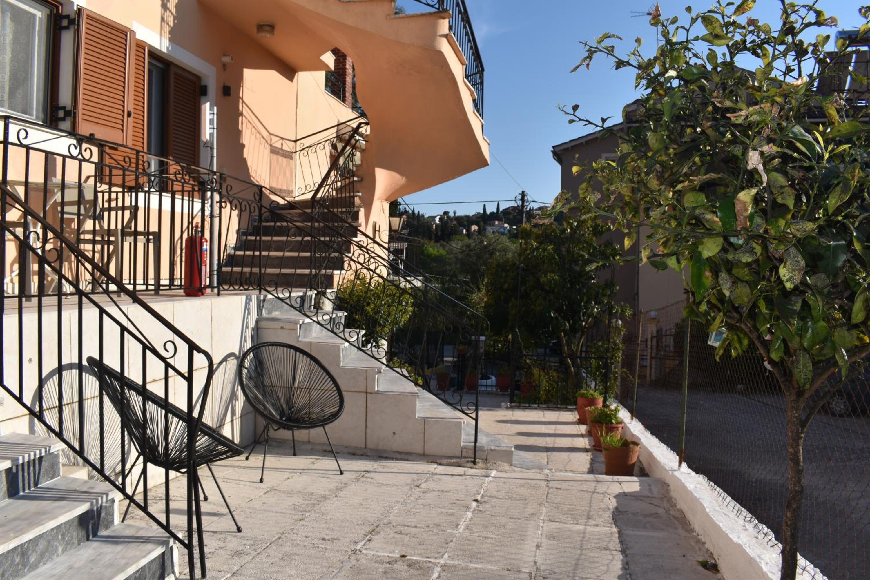 Apartment With Balcony photo 3