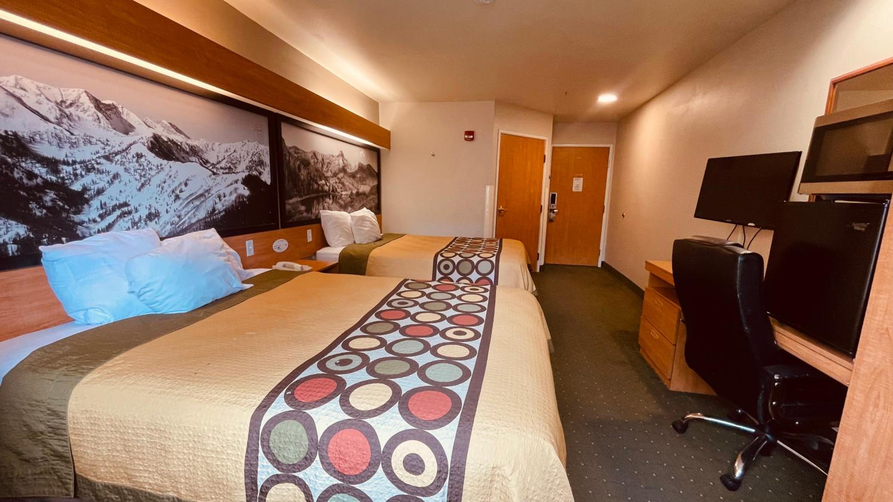 Deluxe Double Room - Photo 1