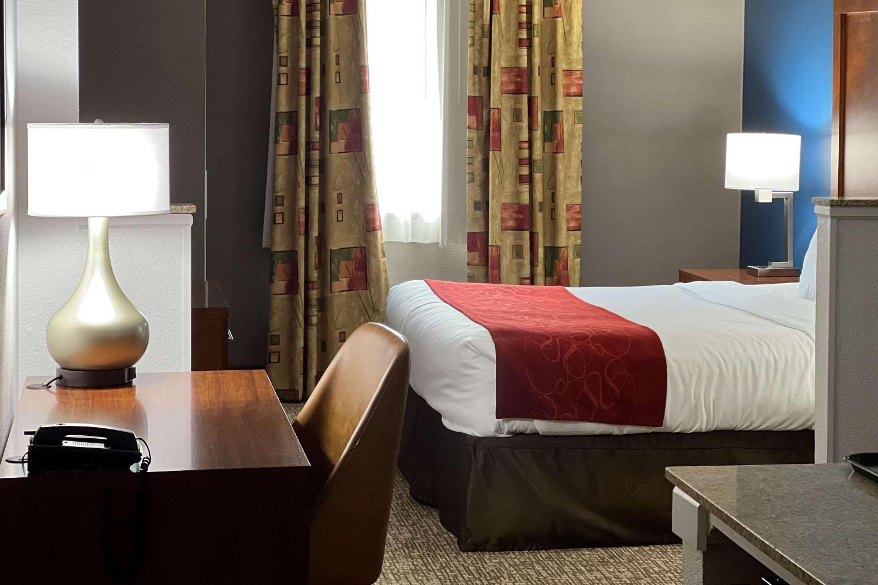 King Suite with Sofa Bed - Photo 44