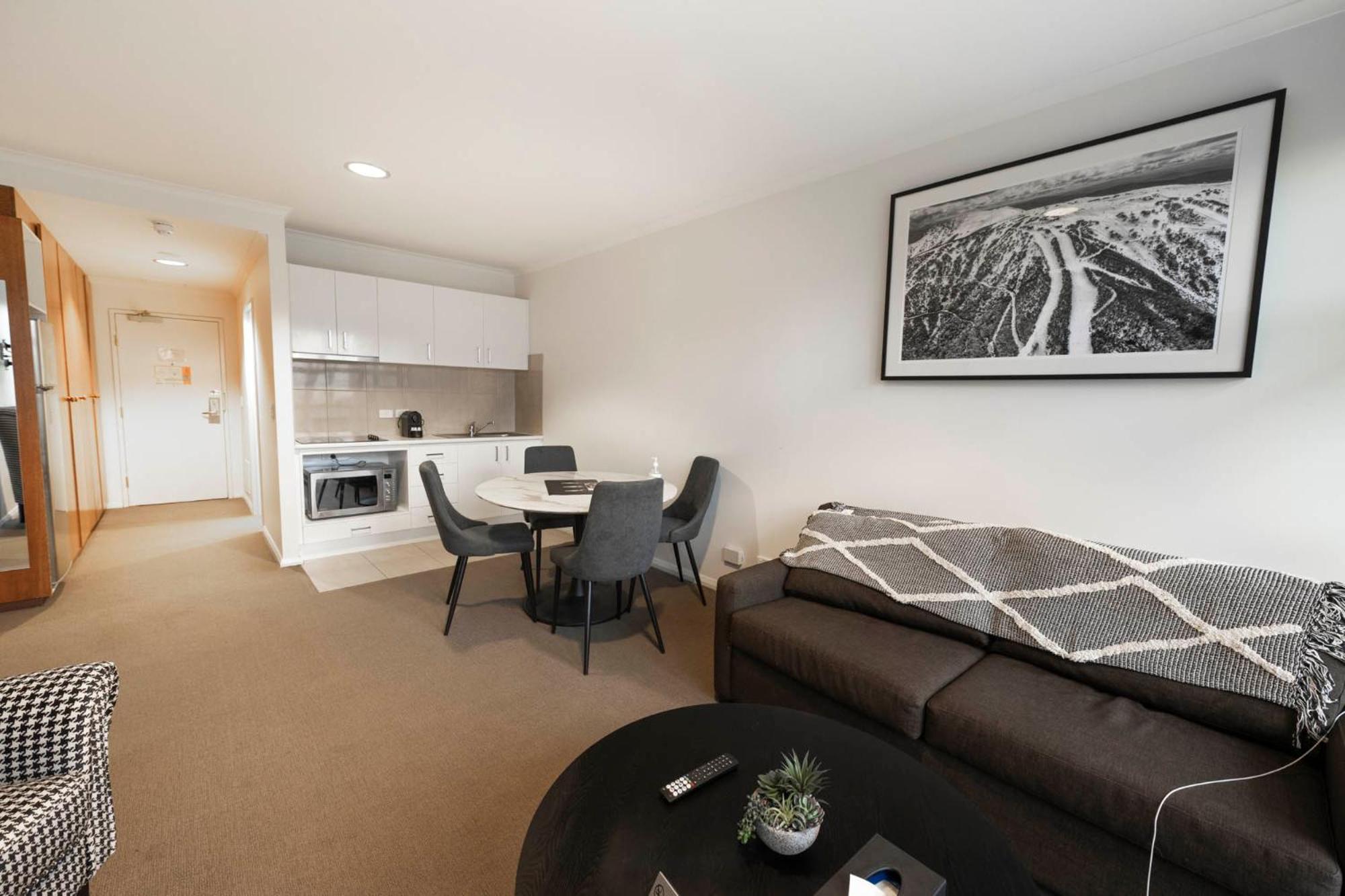 Standard Suite