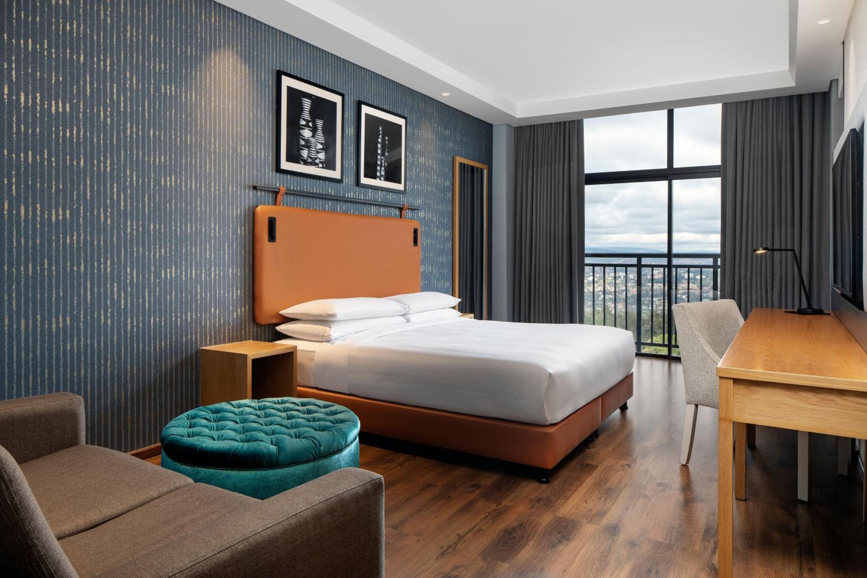 King Room with Inland View - Photo 3