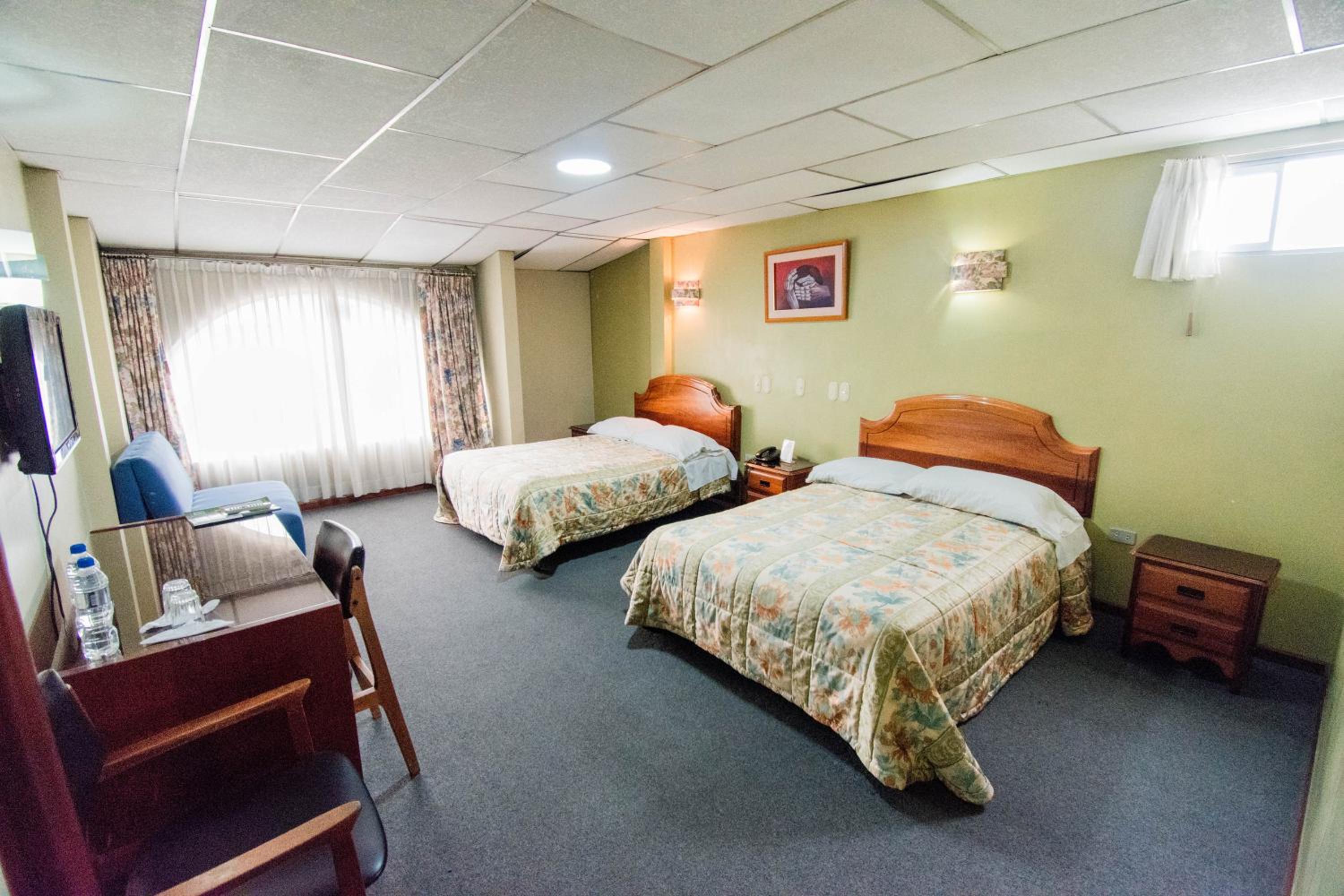 Superior Queen Room with Two Queen Beds photo 3