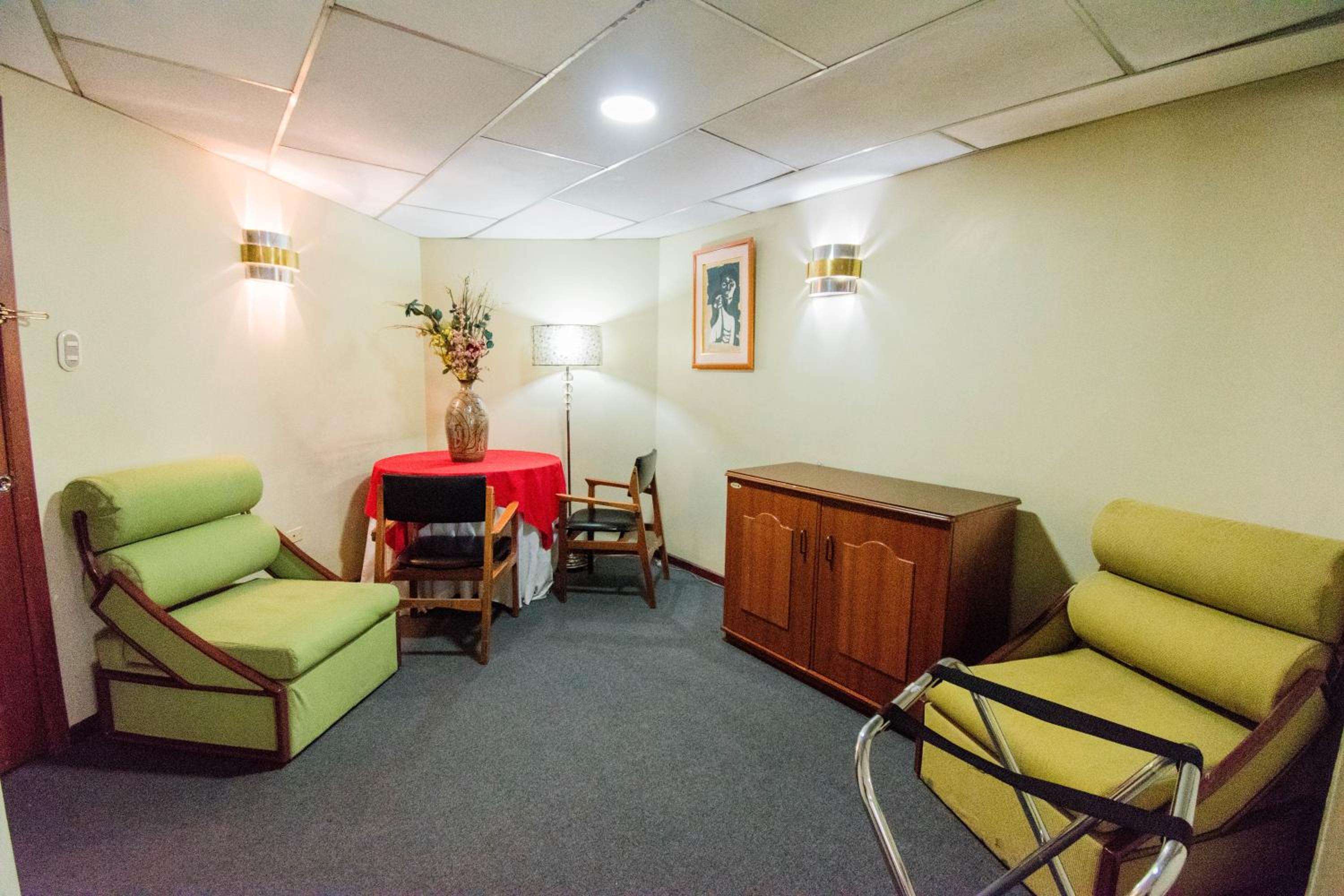 Executive Suite photo 3