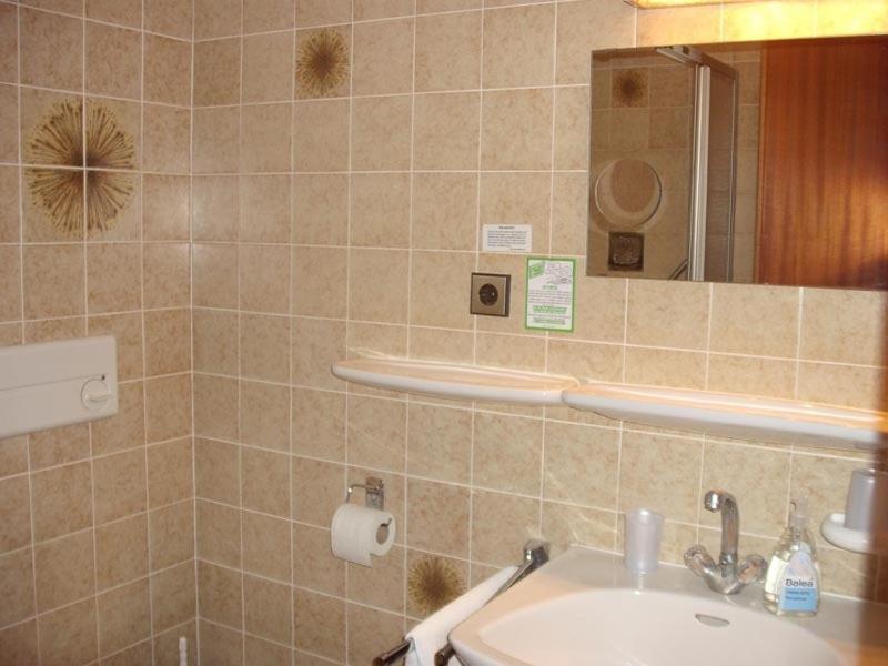 Quadruple Room - Photo 5
