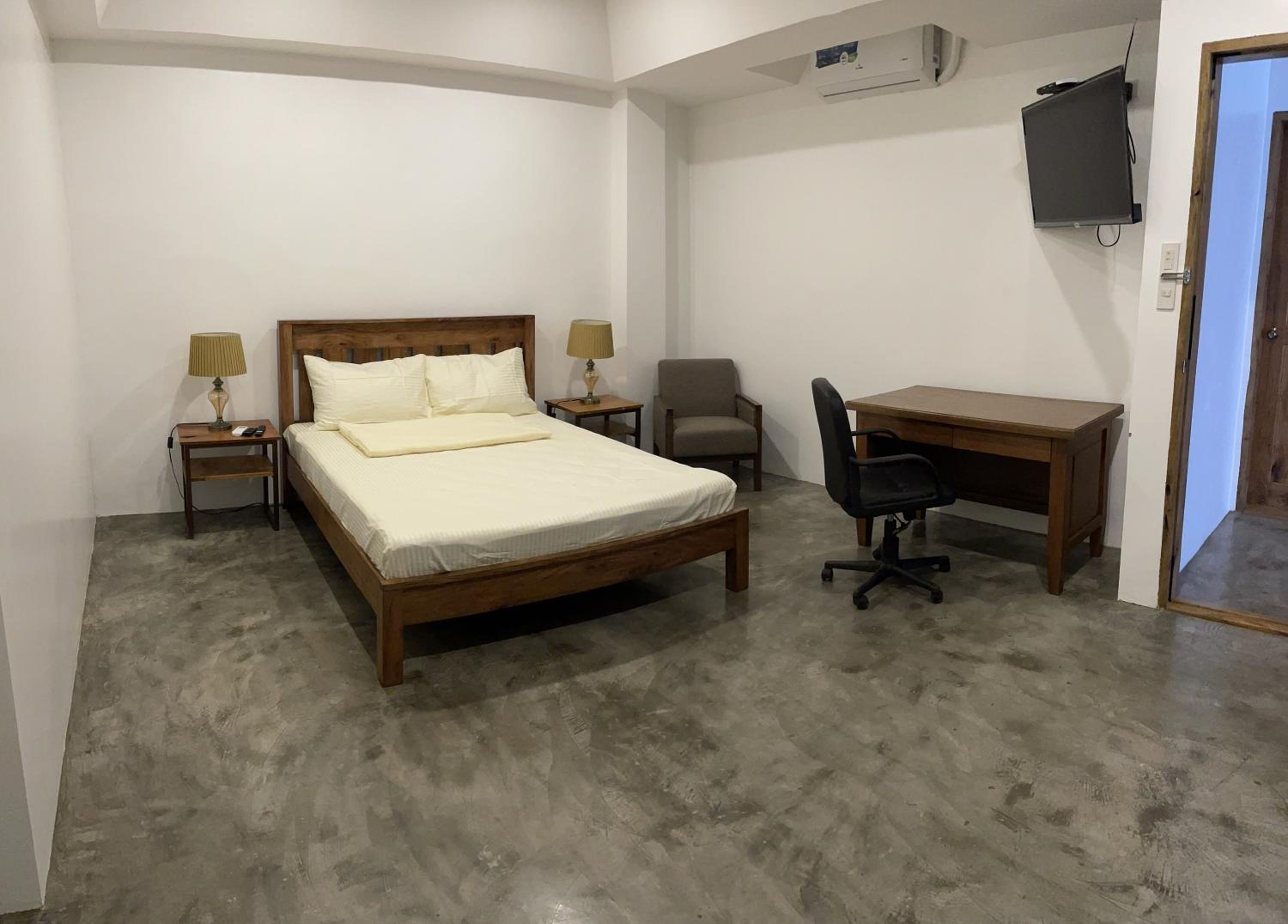 Queen Room - Photo 1