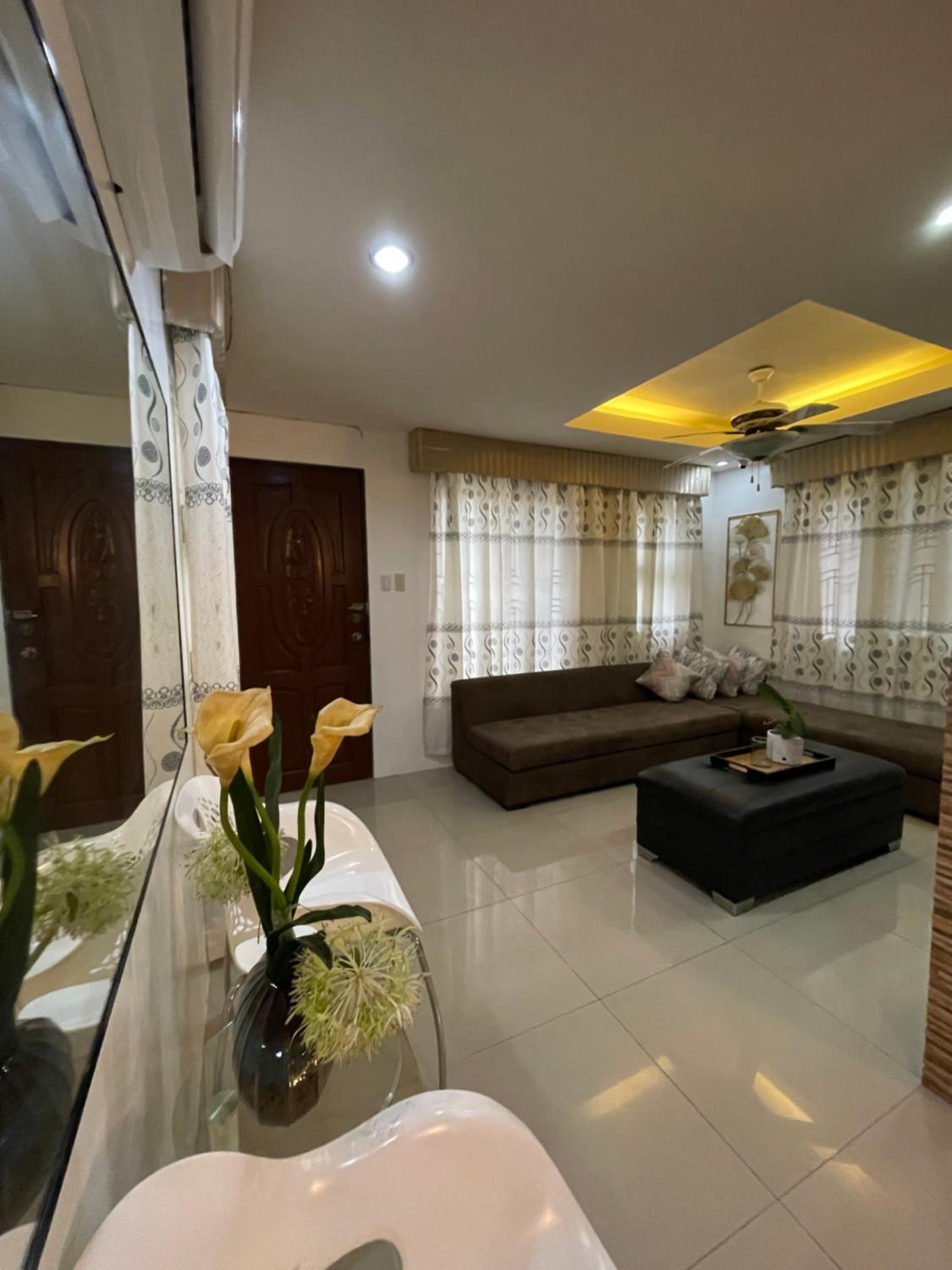 Four-Bedroom House photo 1