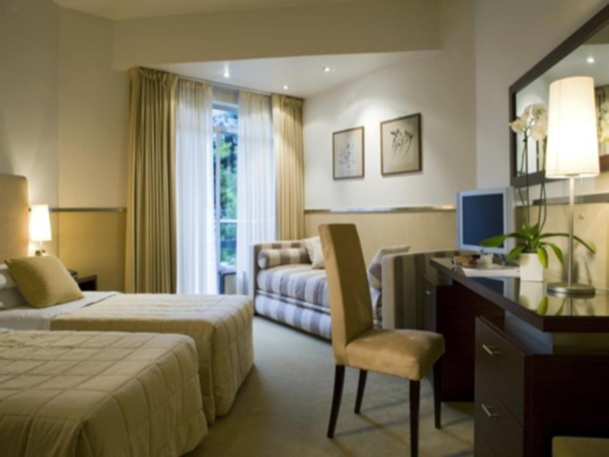 Superior Triple Room