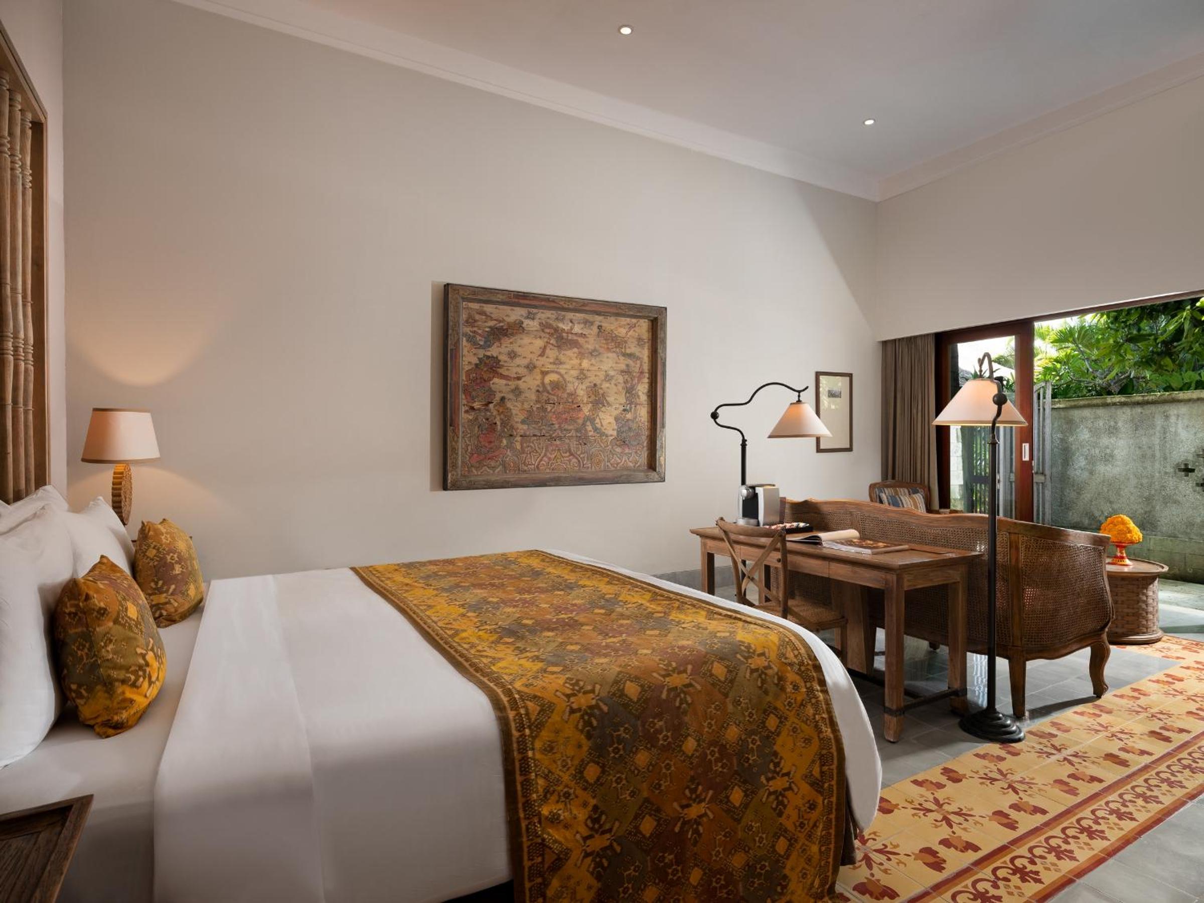 Studio Suite Pool Access - Photo 4