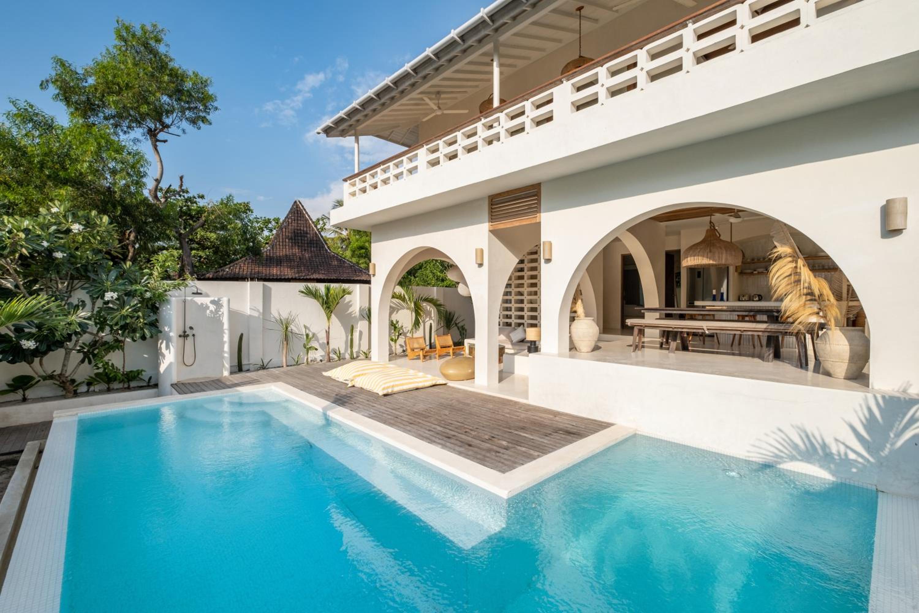 Three-Bedroom Villa photo 2